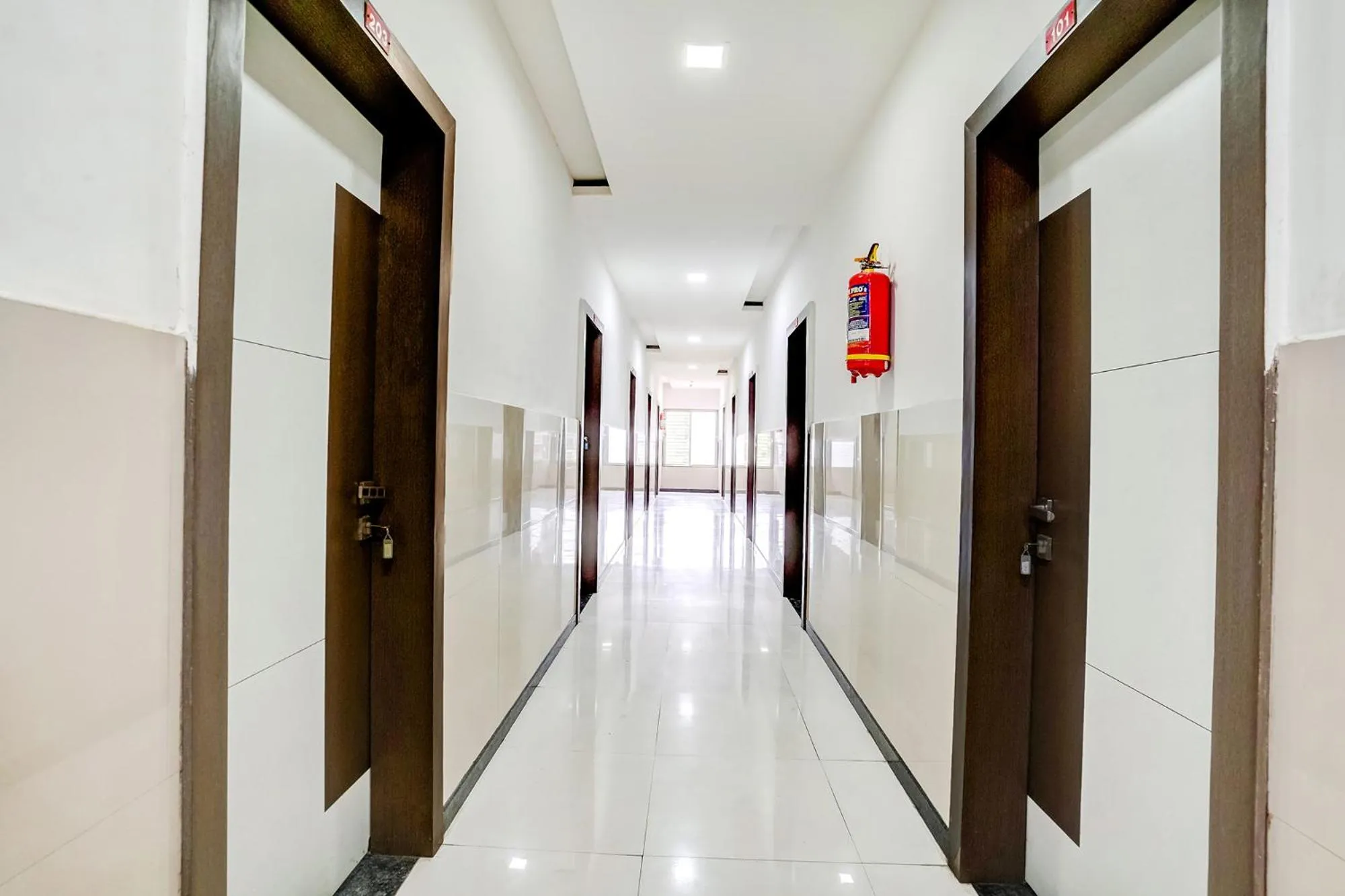 Lobby or reception in Via Sai Lodging - Nashik Railway Station