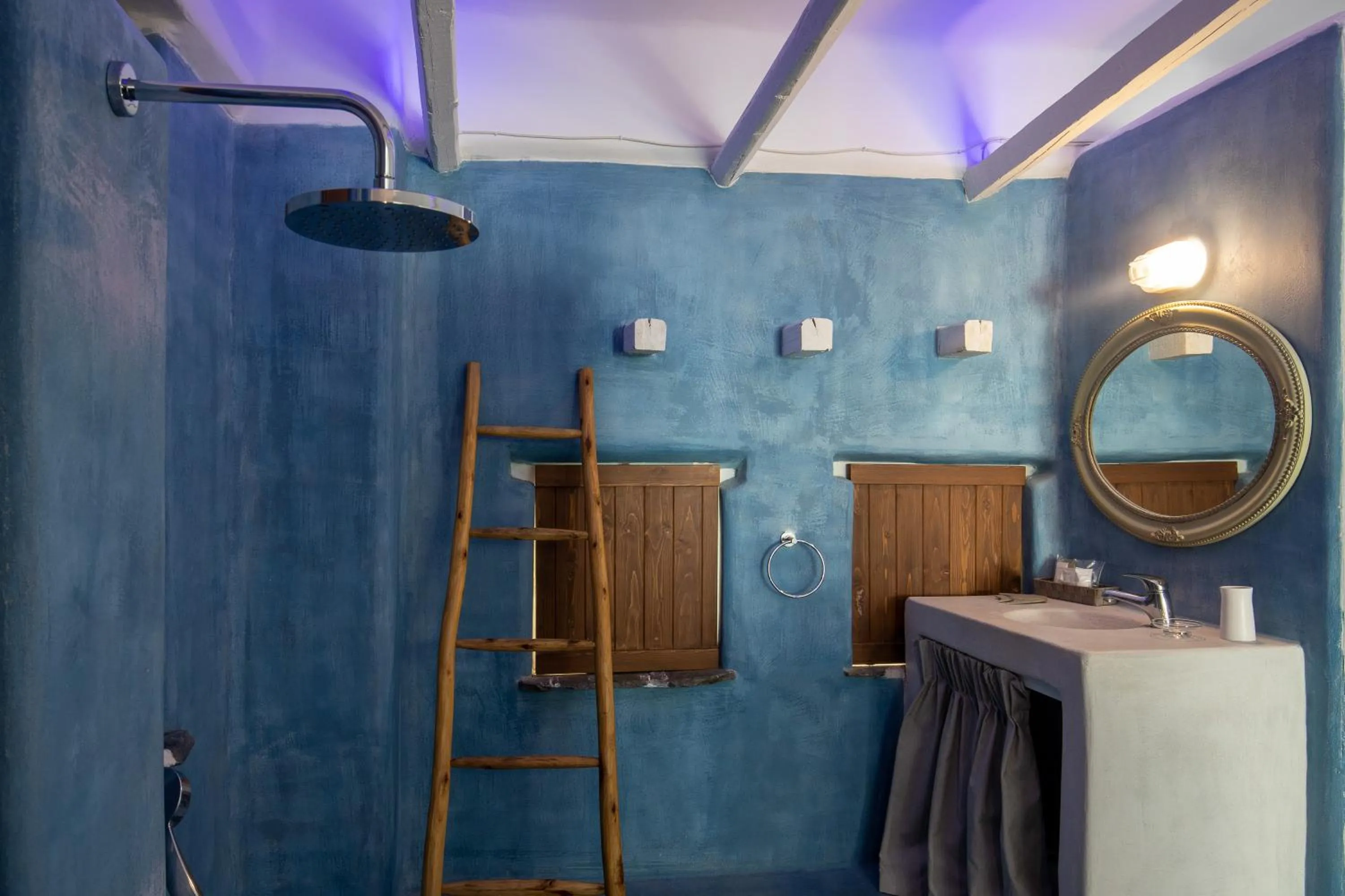 Shower in Kouros Exclusive Hotel & Suites - Adults Only