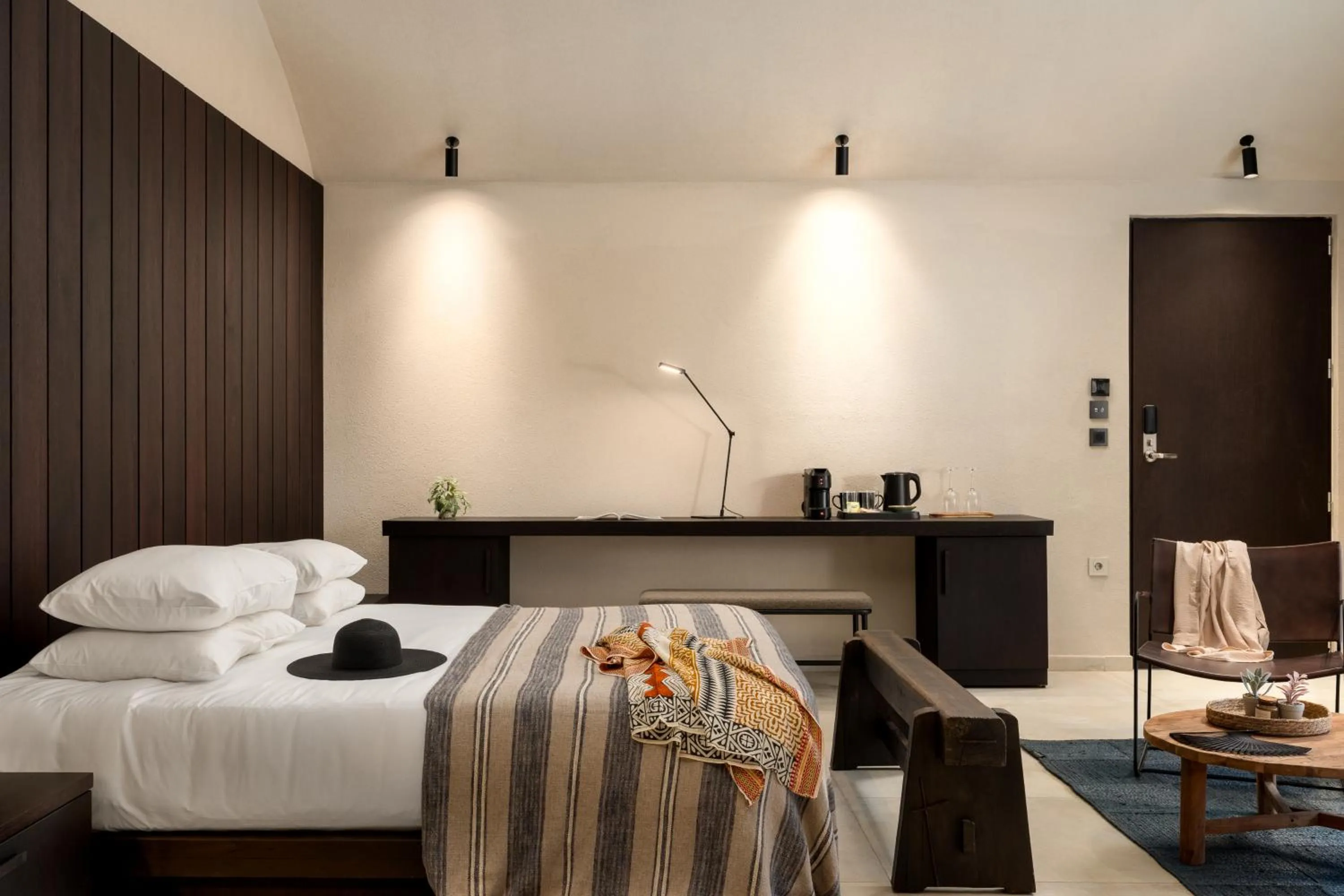 Bed in Kouros Exclusive Hotel & Suites - Adults Only