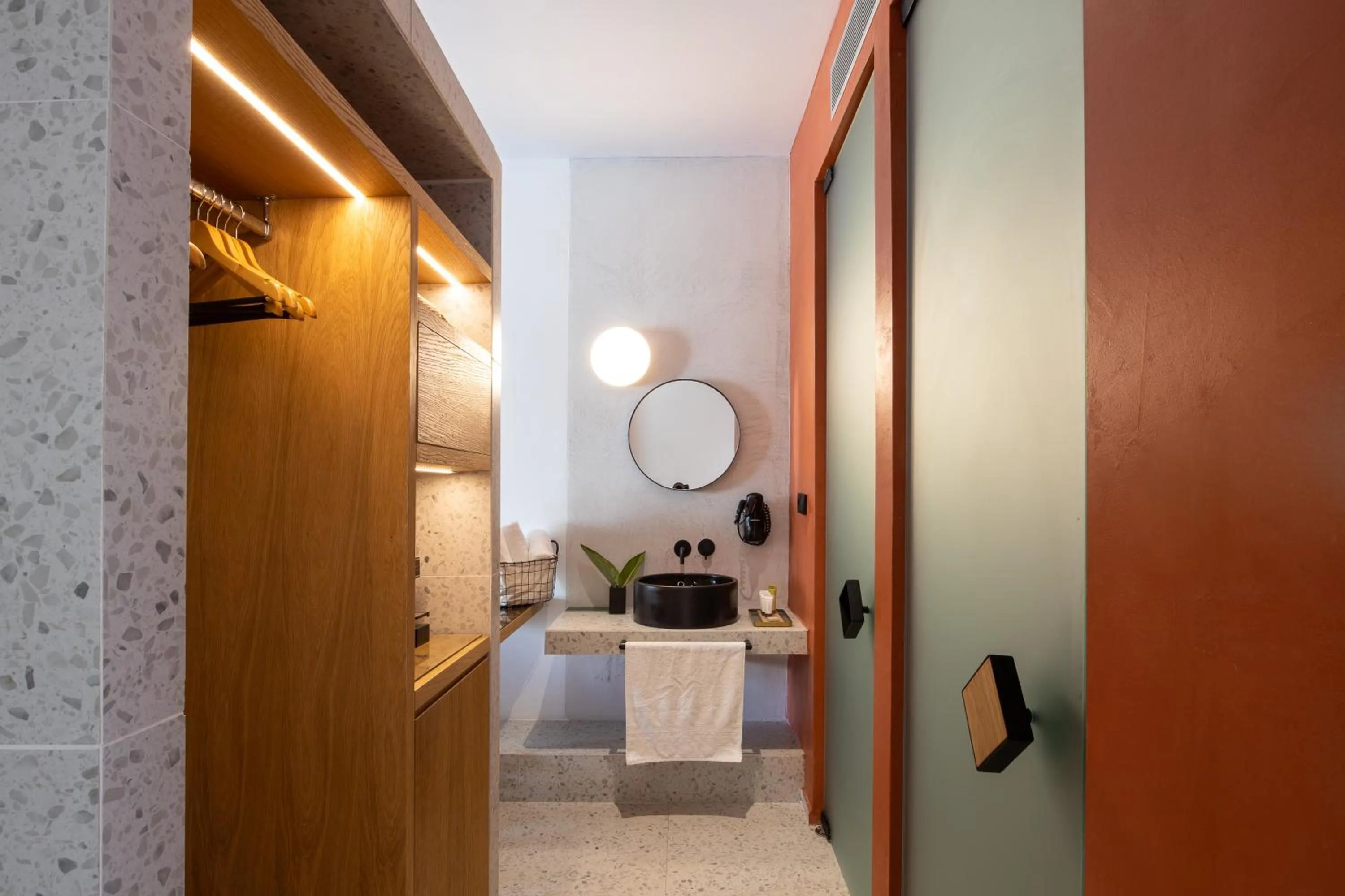 Shower in Kouros Exclusive Hotel & Suites - Adults Only