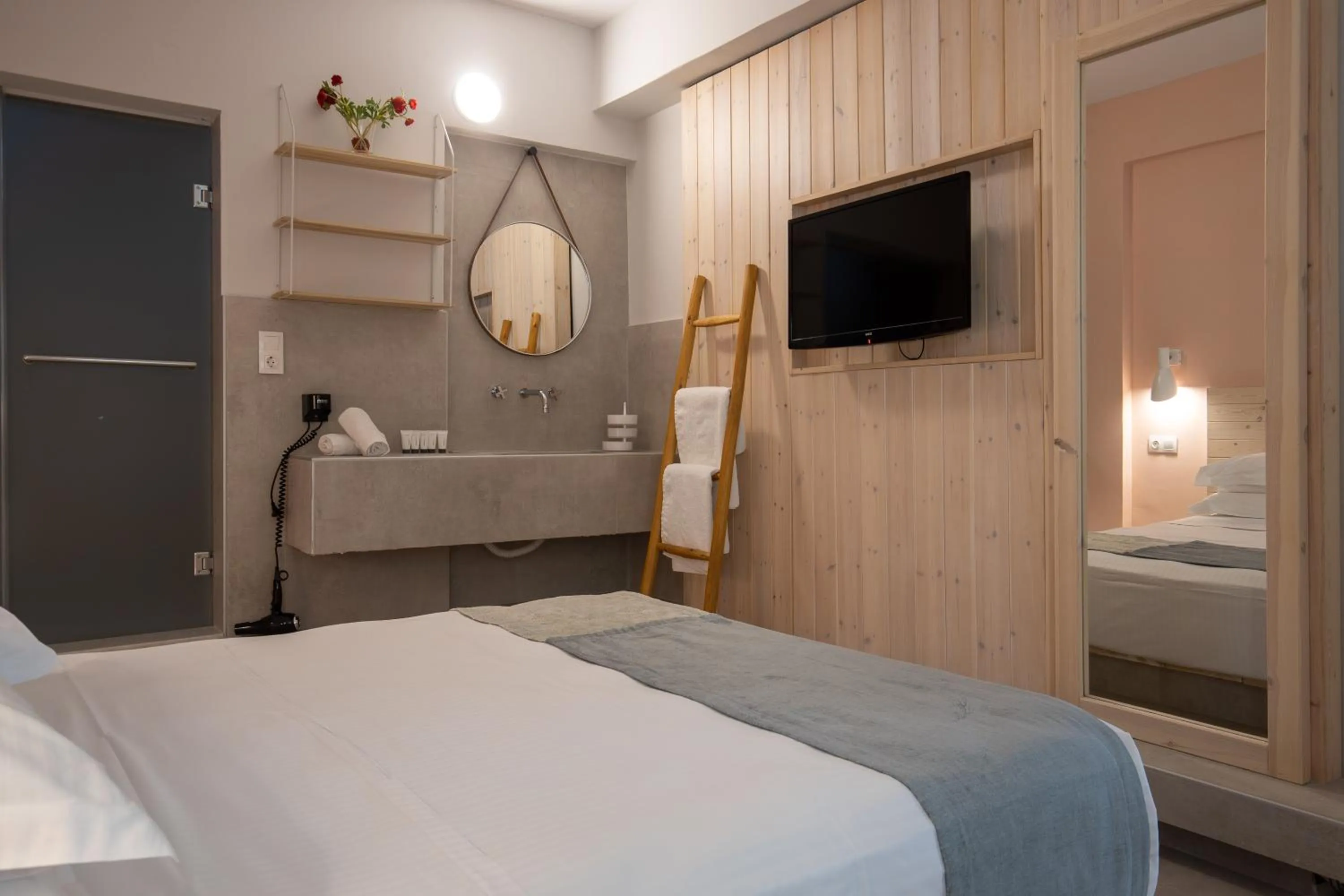 Bedroom, Bed in Kouros Exclusive Hotel & Suites - Adults Only