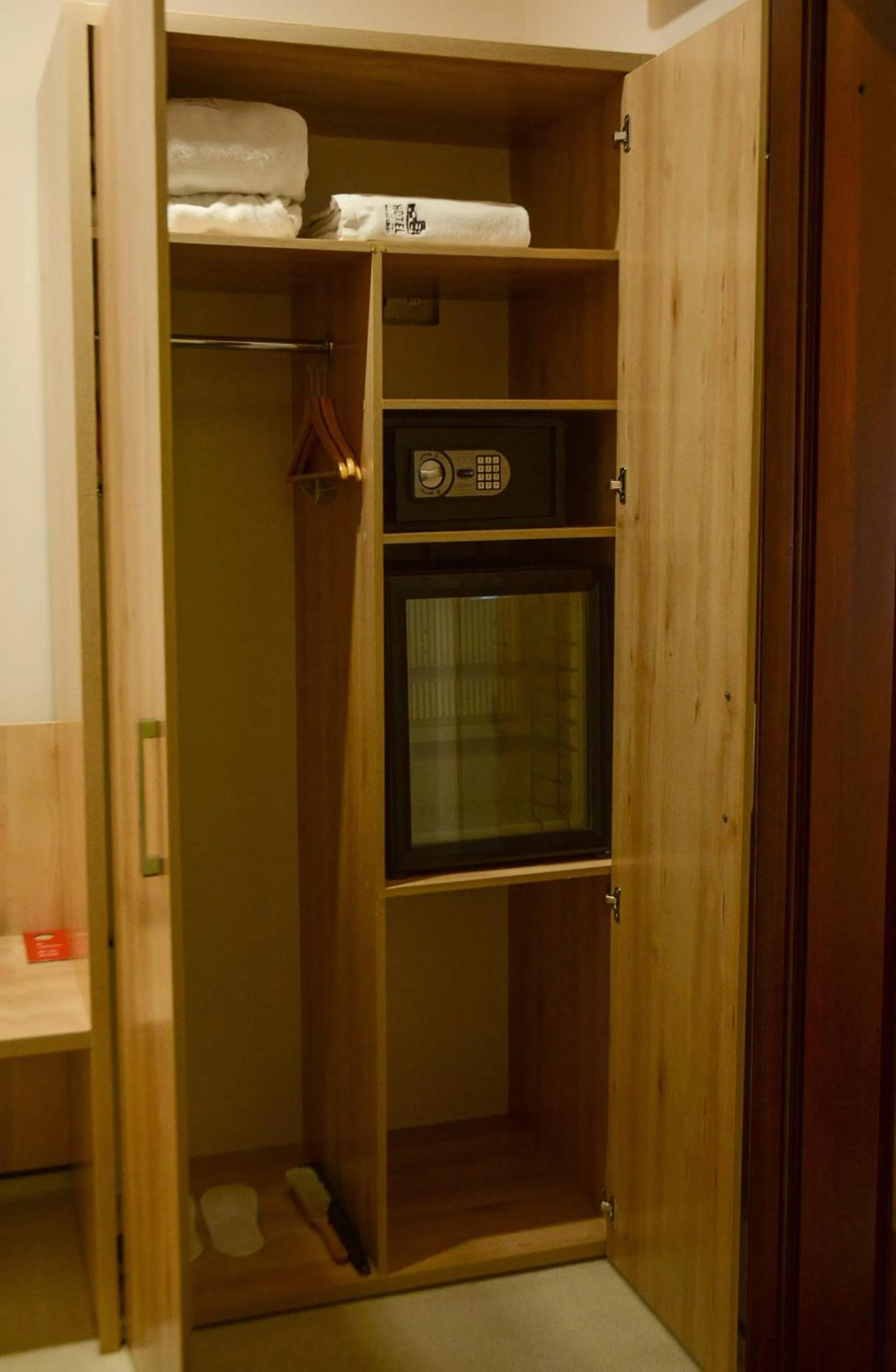 safe in Hotel Voskresensky