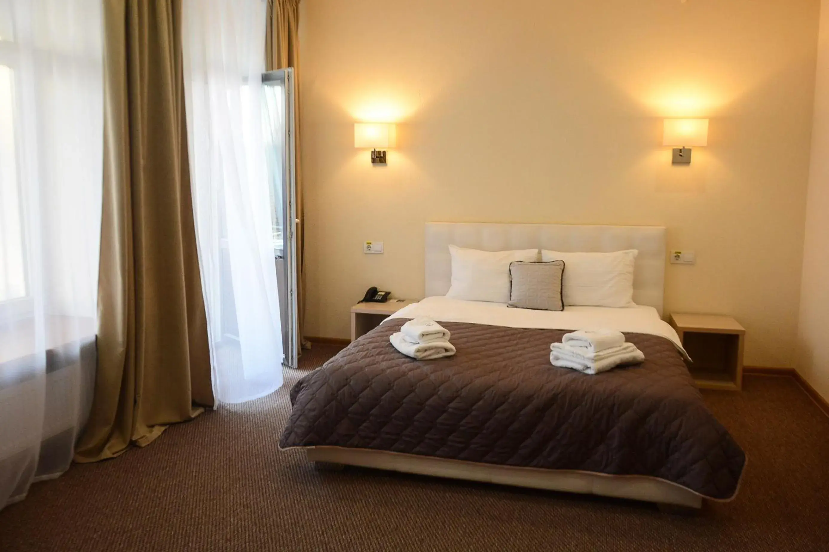 Double Room with Balcony - single occupancy in Hotel Voskresensky Double Room with Balcony - single occupancy in Hotel Voskresensky