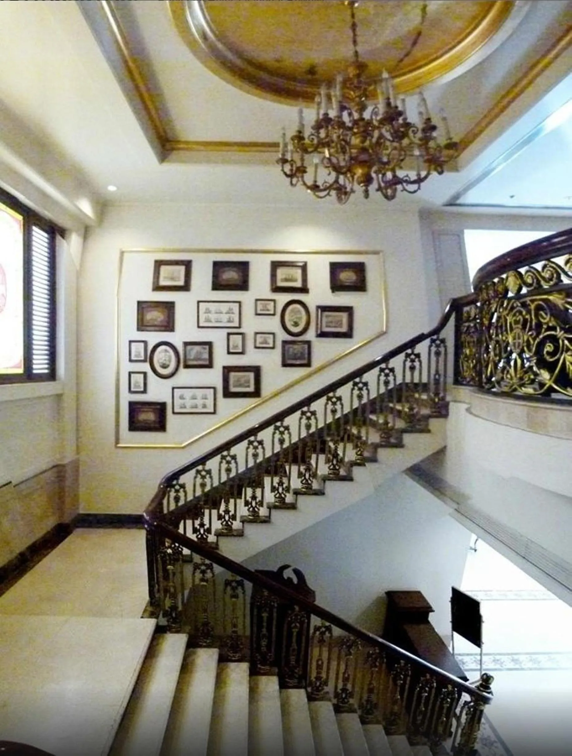 Decorative detail in Radisson Hotel Jalandhar