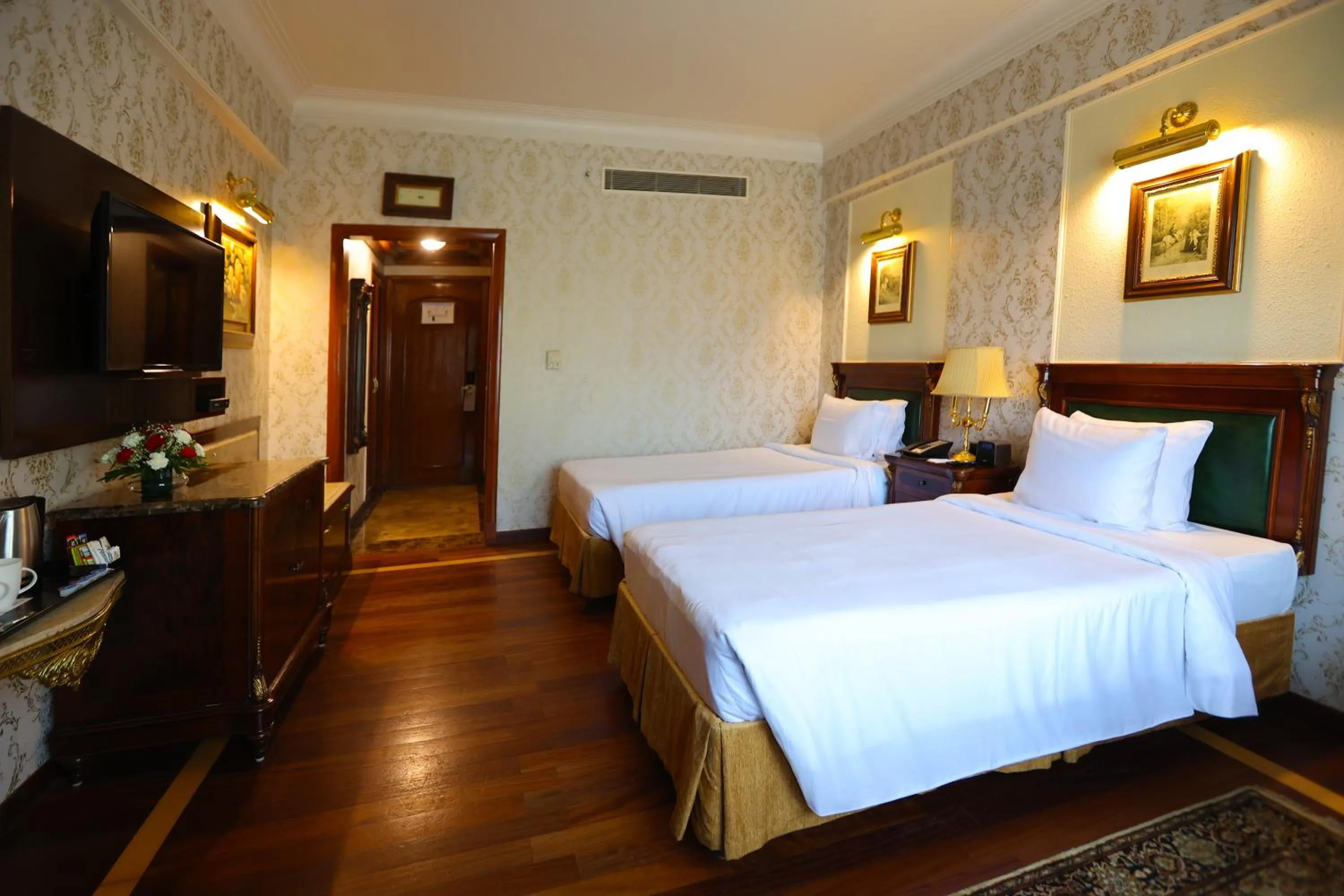 Bed in Radisson Hotel Jalandhar