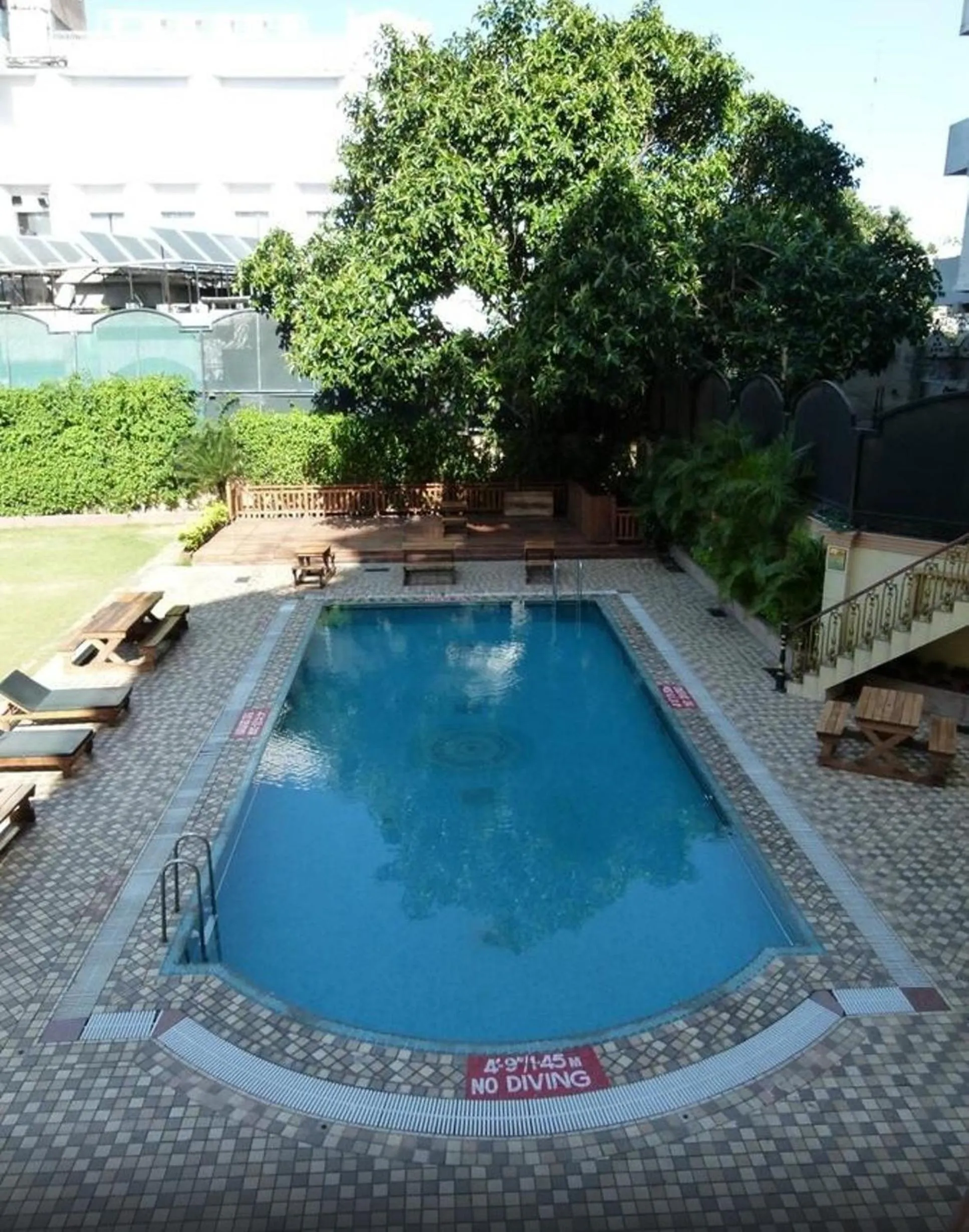 Swimming pool in Radisson Hotel Jalandhar