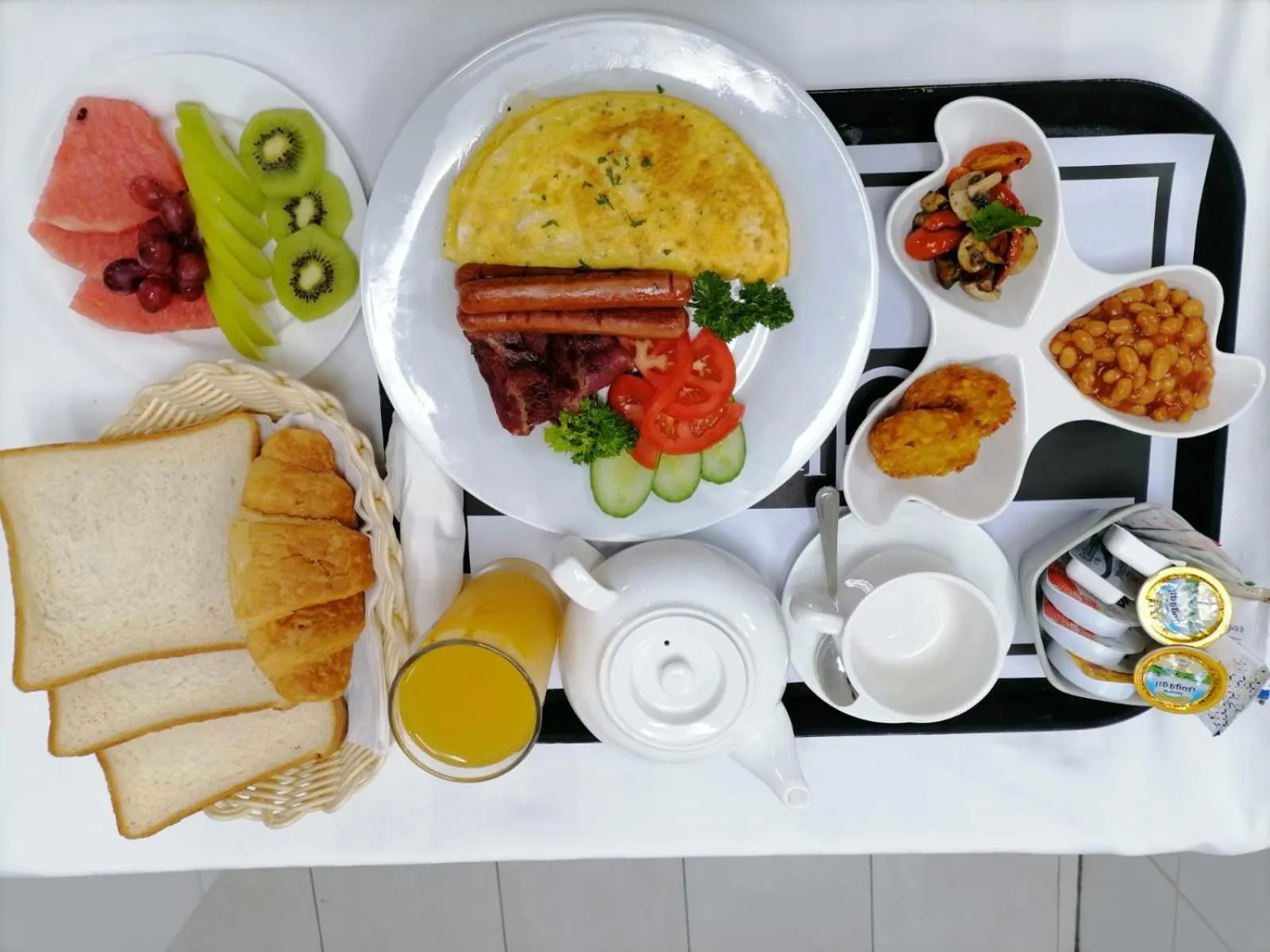 American breakfast in Sunday Luxury Downtown Adliya Formerly Jewel Hotel