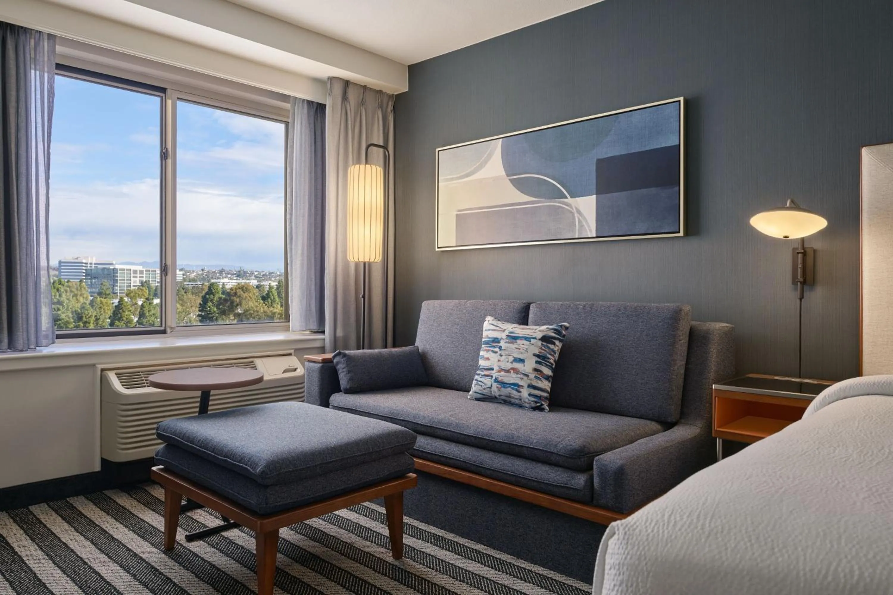 Photo of the whole room in Courtyard Culver City Los Angeles