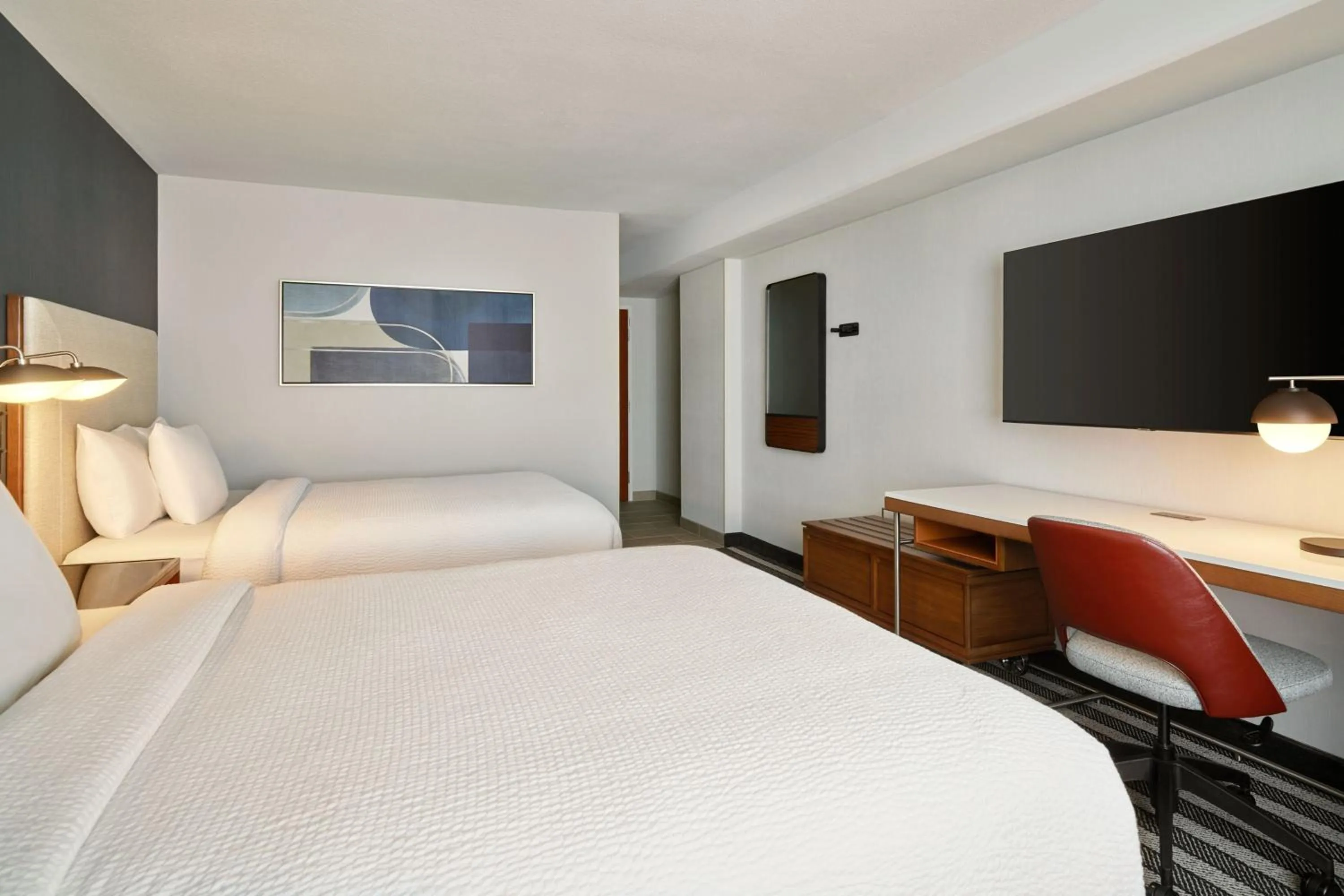 Photo of the whole room, Bed in Courtyard Culver City Los Angeles