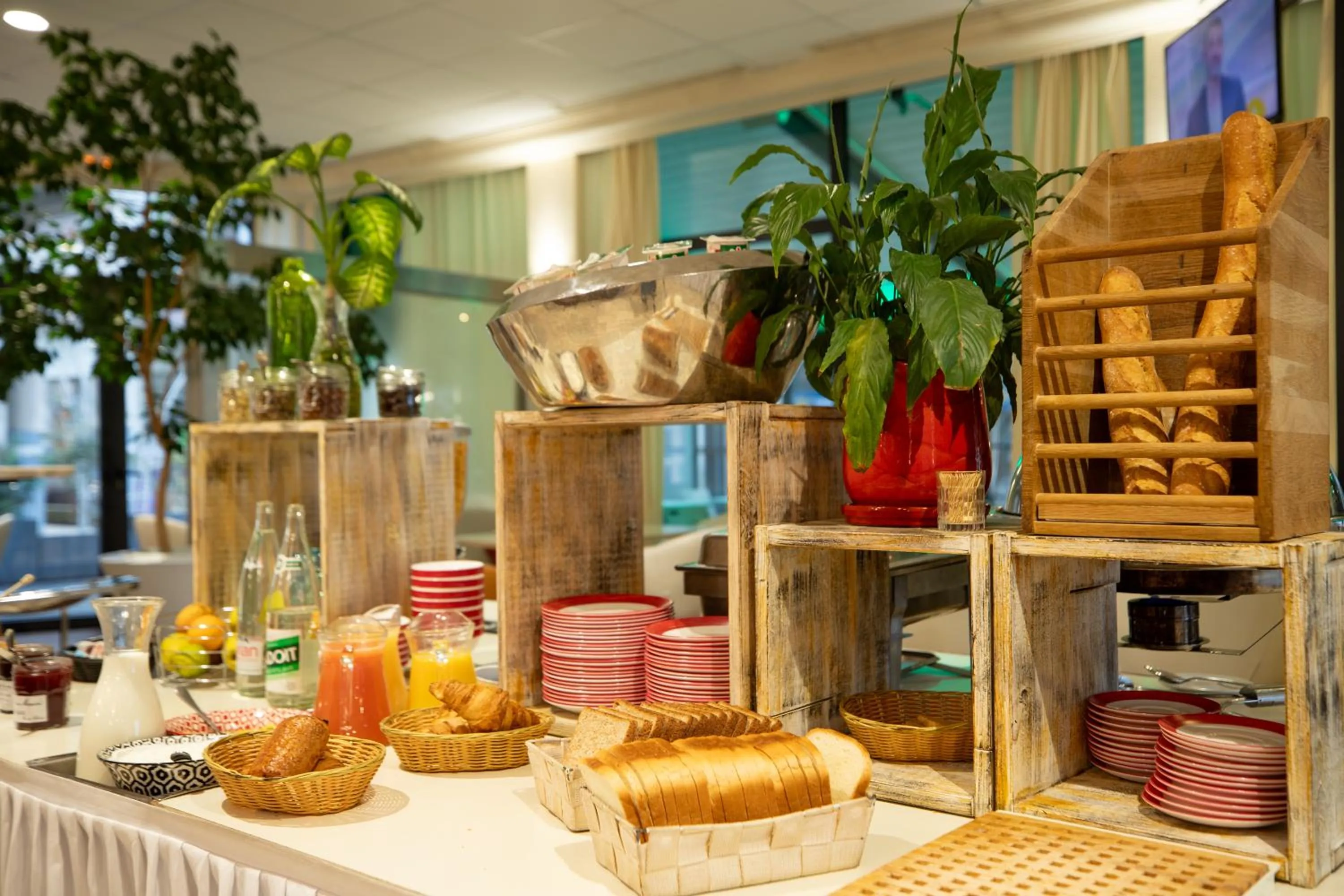 Breakfast in Logis Hôtel du Haut-Bugey