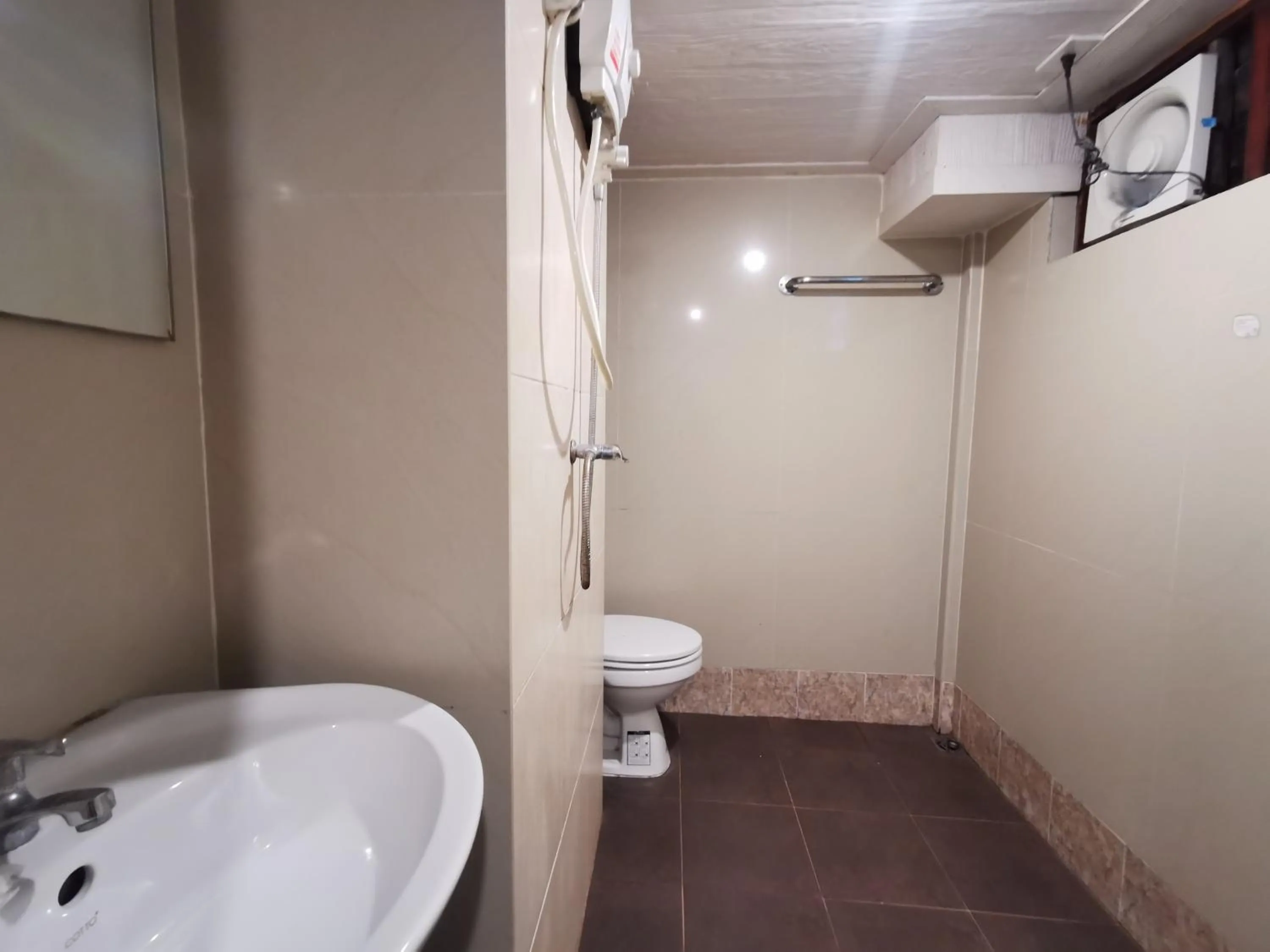 Bathroom in Baan Lanna Resort