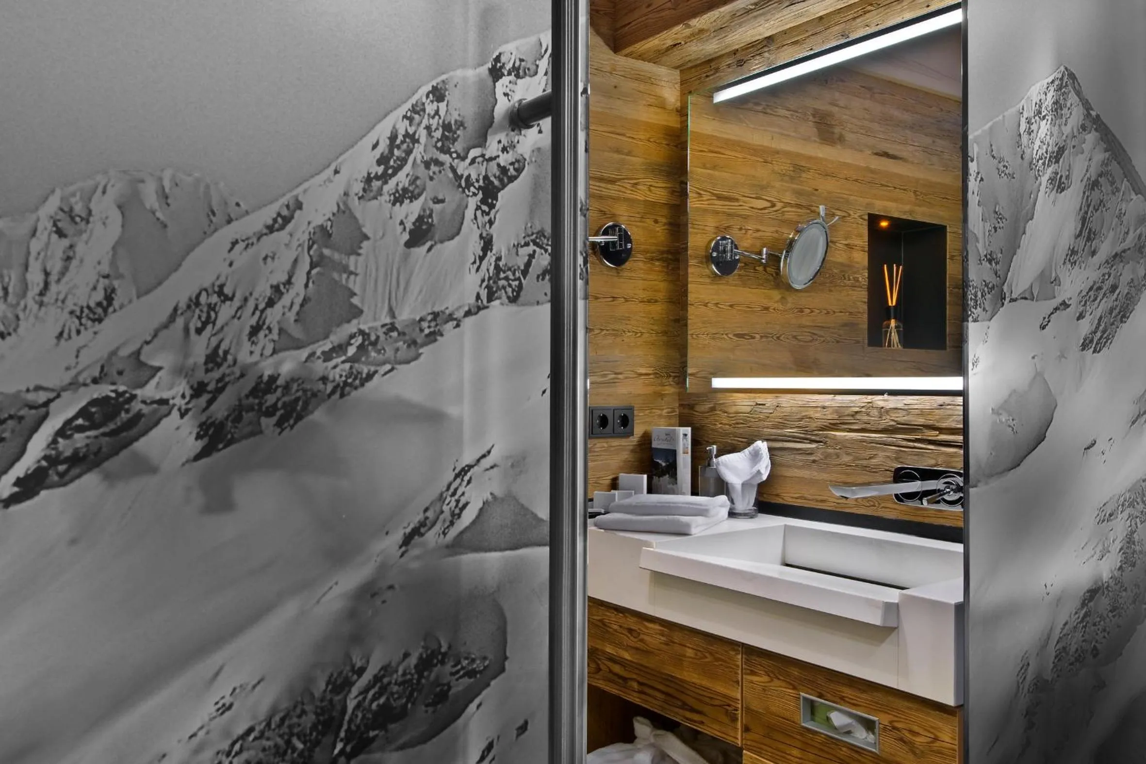 Toilet in PETE Alpine Boutique Hotel - klein und fein - Private SPA Suiten und Zimmer