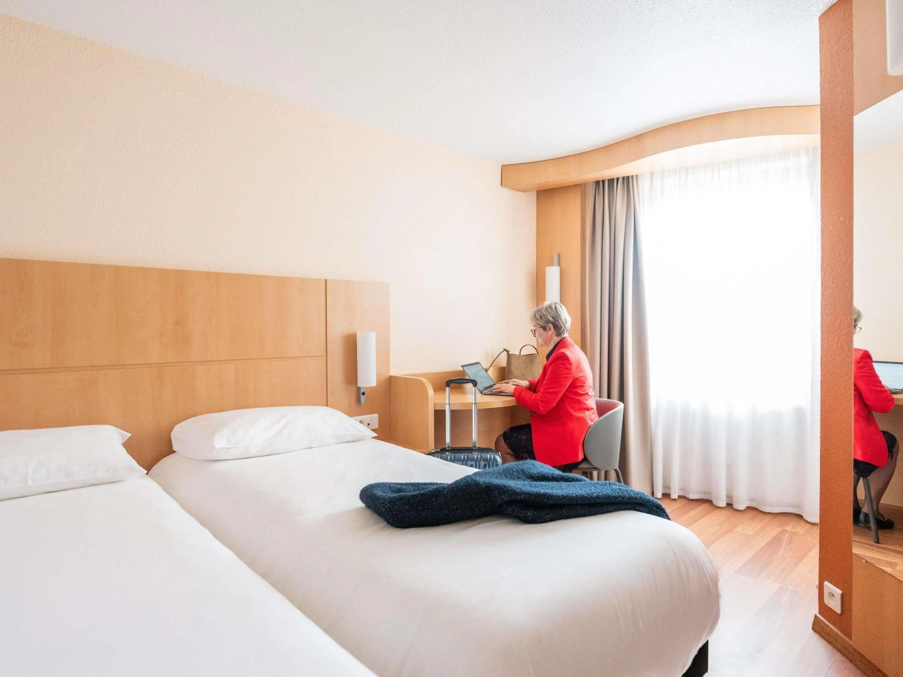 Bedroom, Bed in ibis Nantes Centre Tour Bretagne