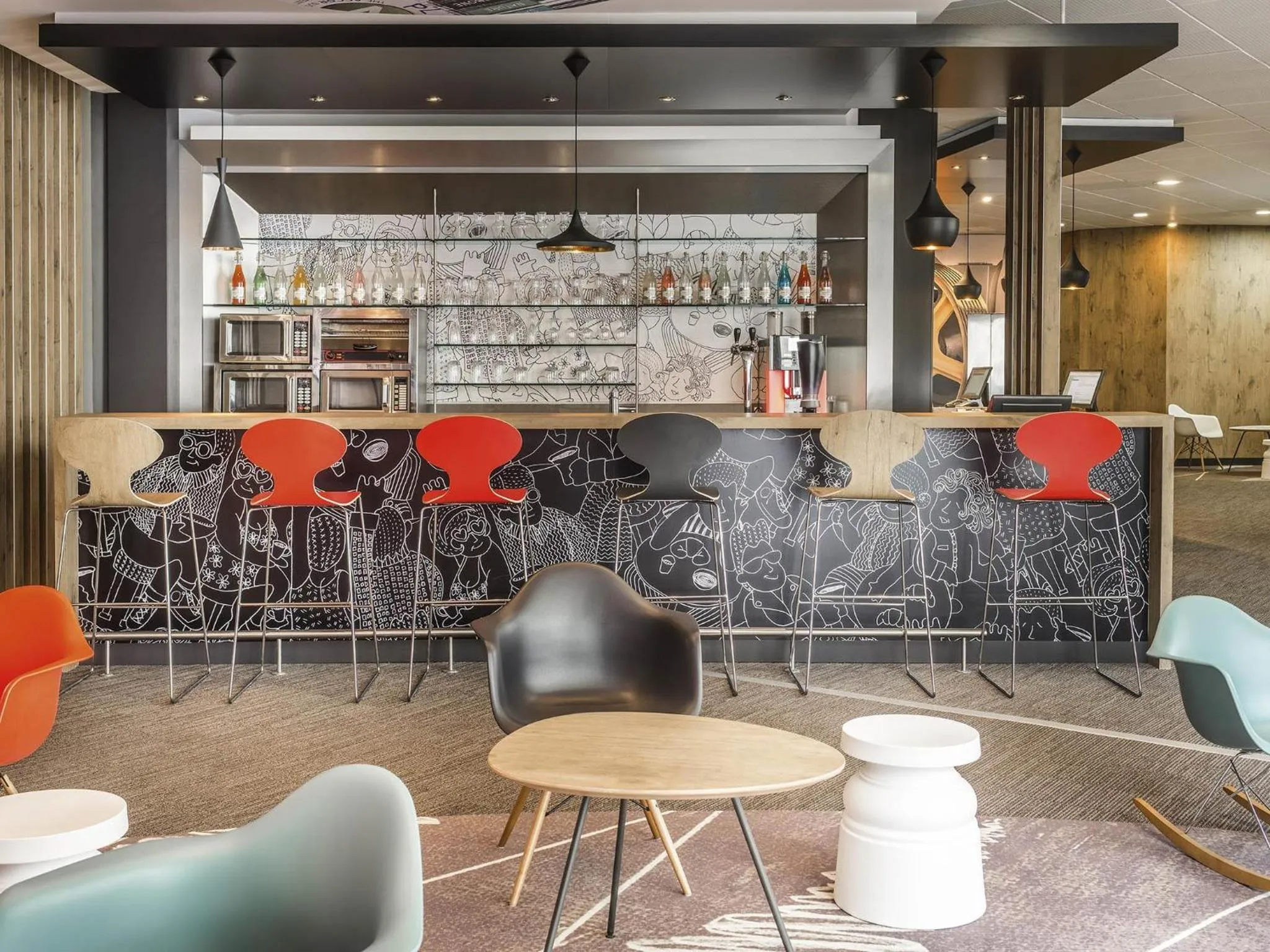 Lounge or bar in ibis Nantes Centre Tour Bretagne