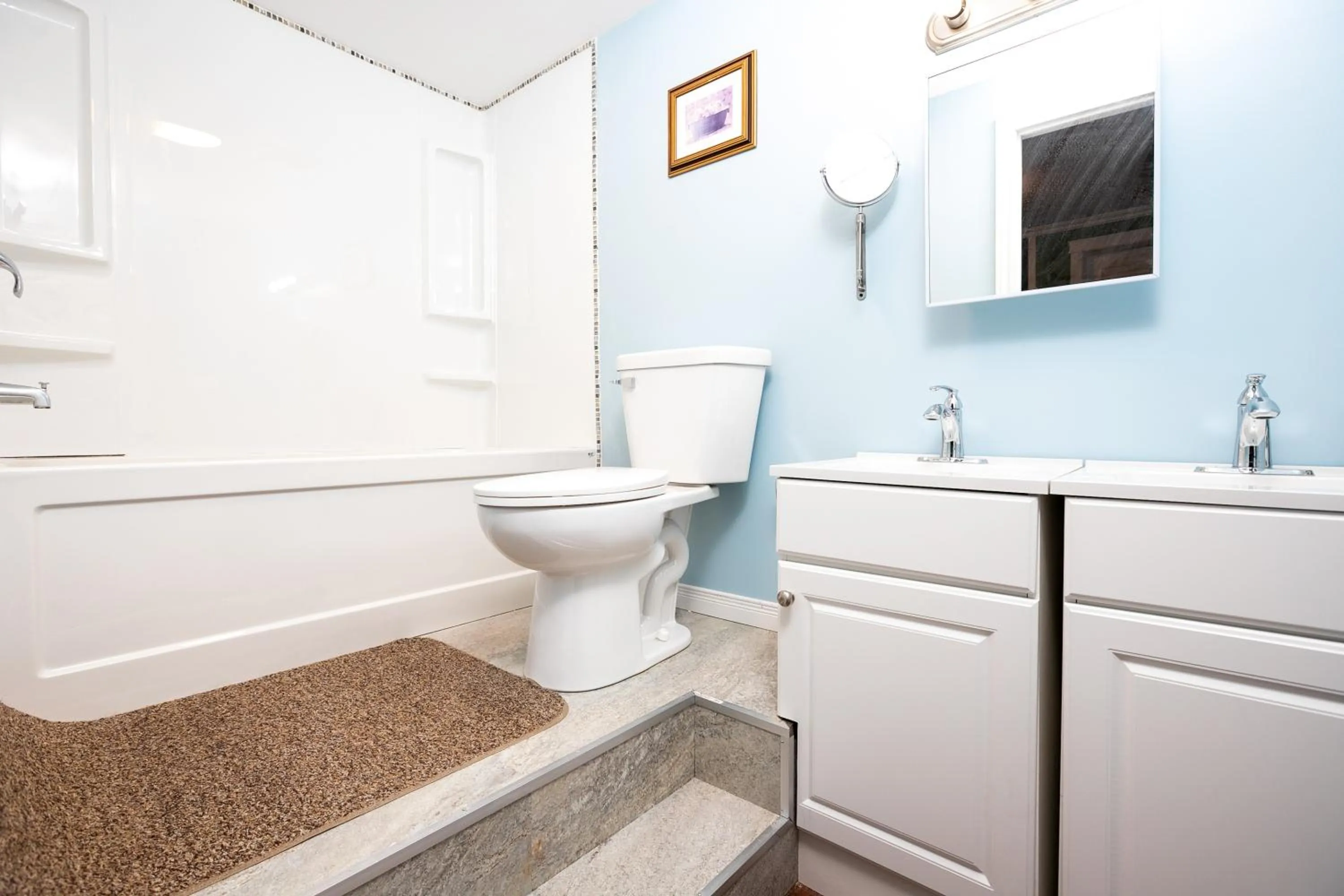 Bathroom in Lily's garden