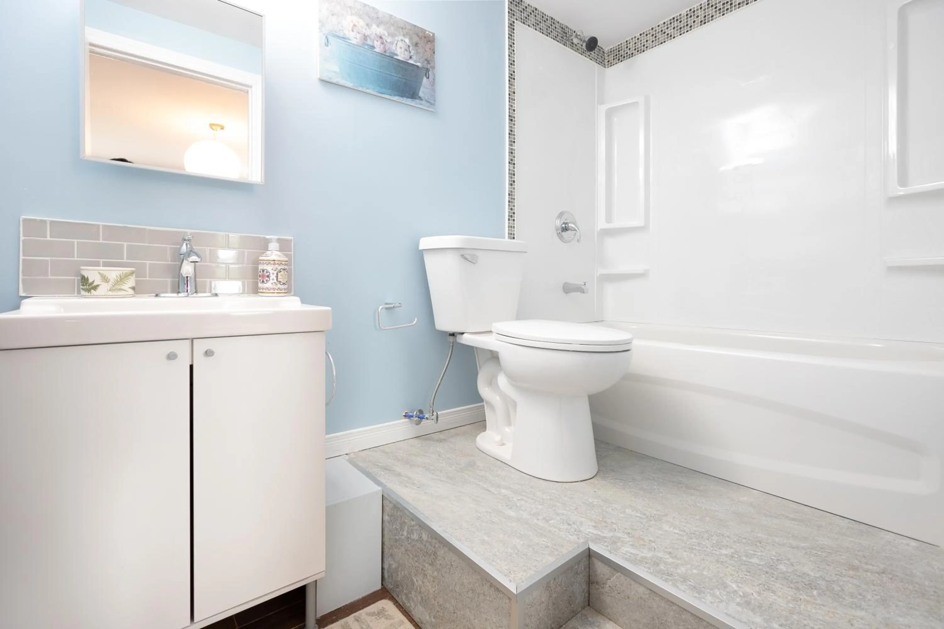 Bathroom in Lily's garden