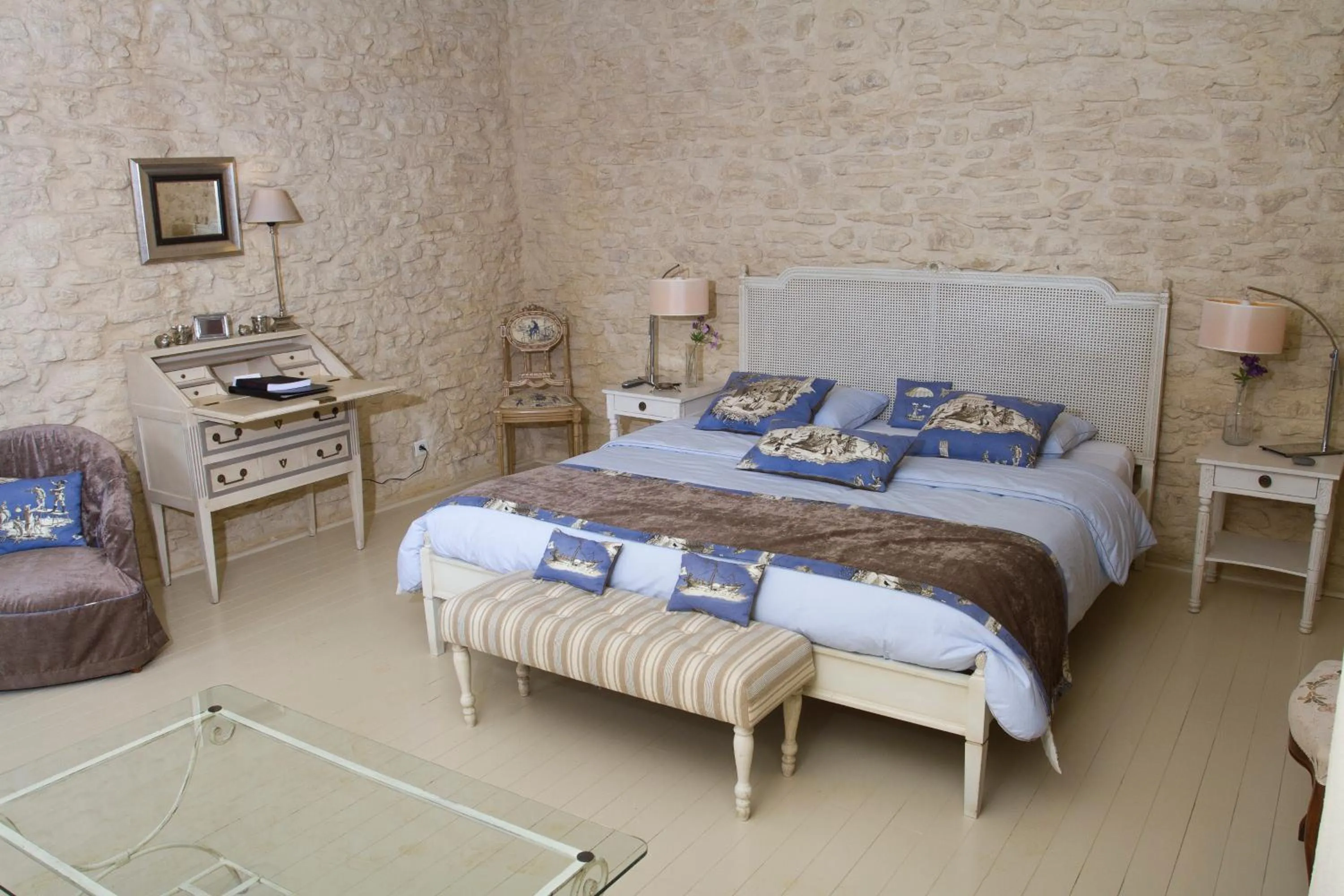 Bed in Domaine Des Escaunes
