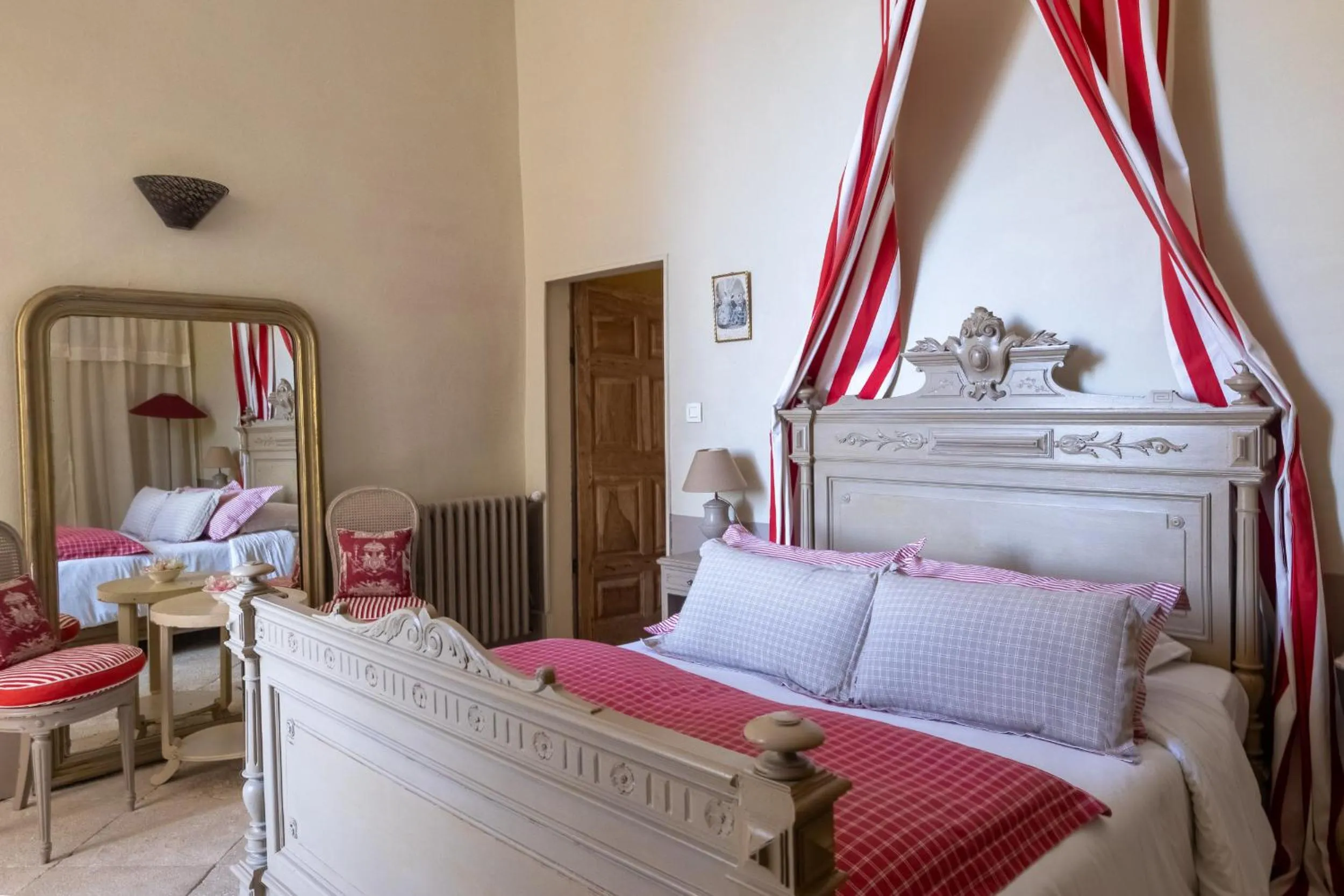 Bed in Domaine Des Escaunes