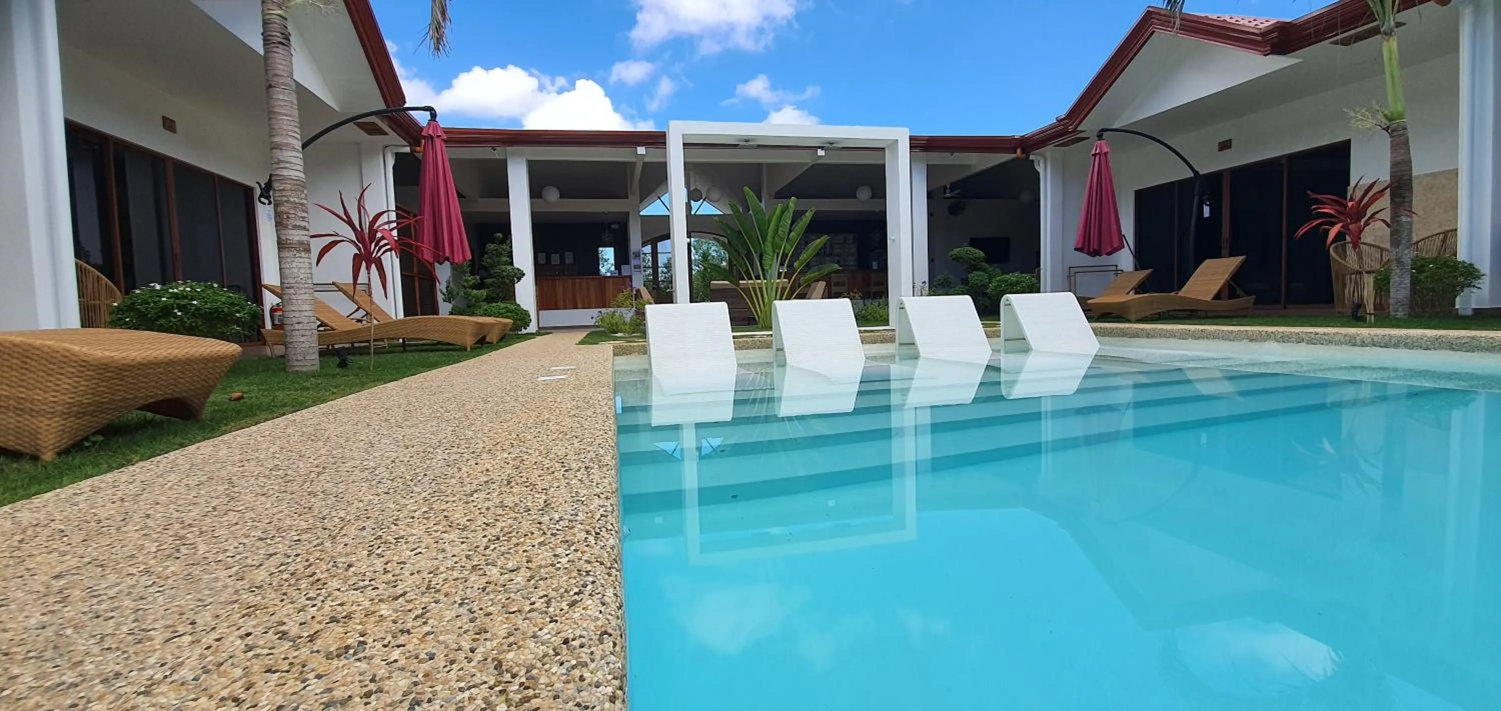 Swimming pool in Blue Planet Panglao