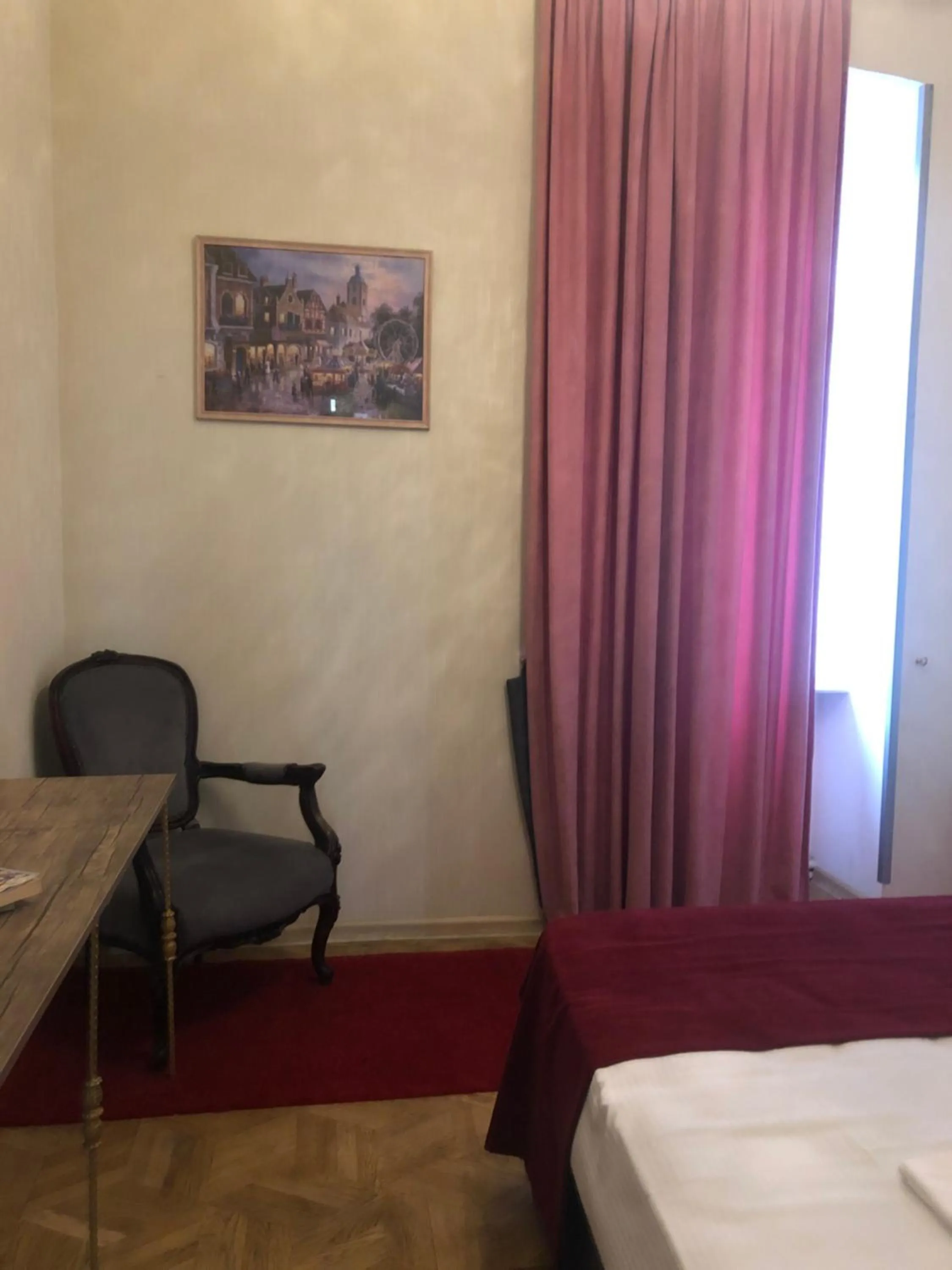 Bed in Brickwall Tbilisi-Tbilisi vibe