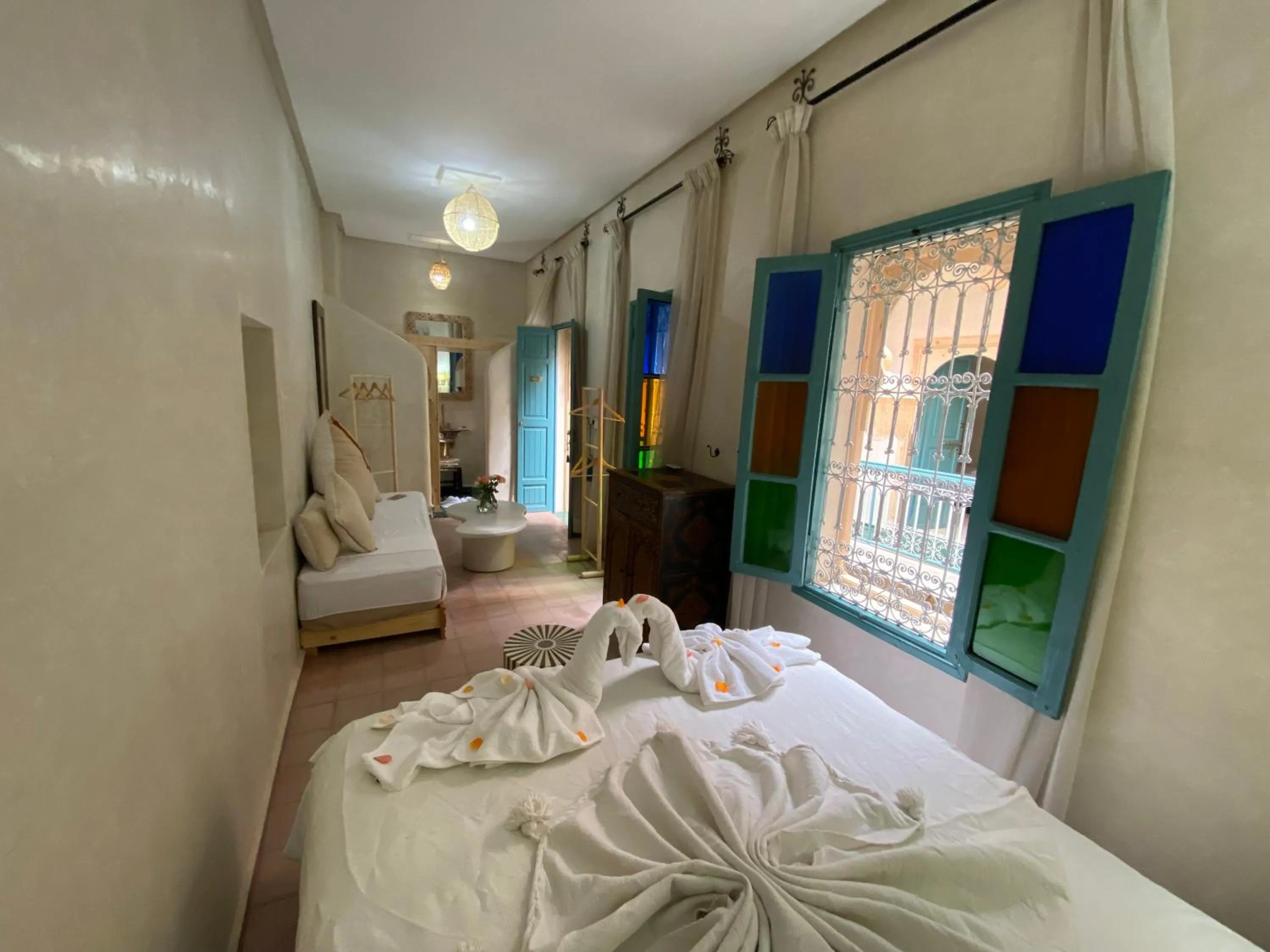 Bed in Riad 7 Saints