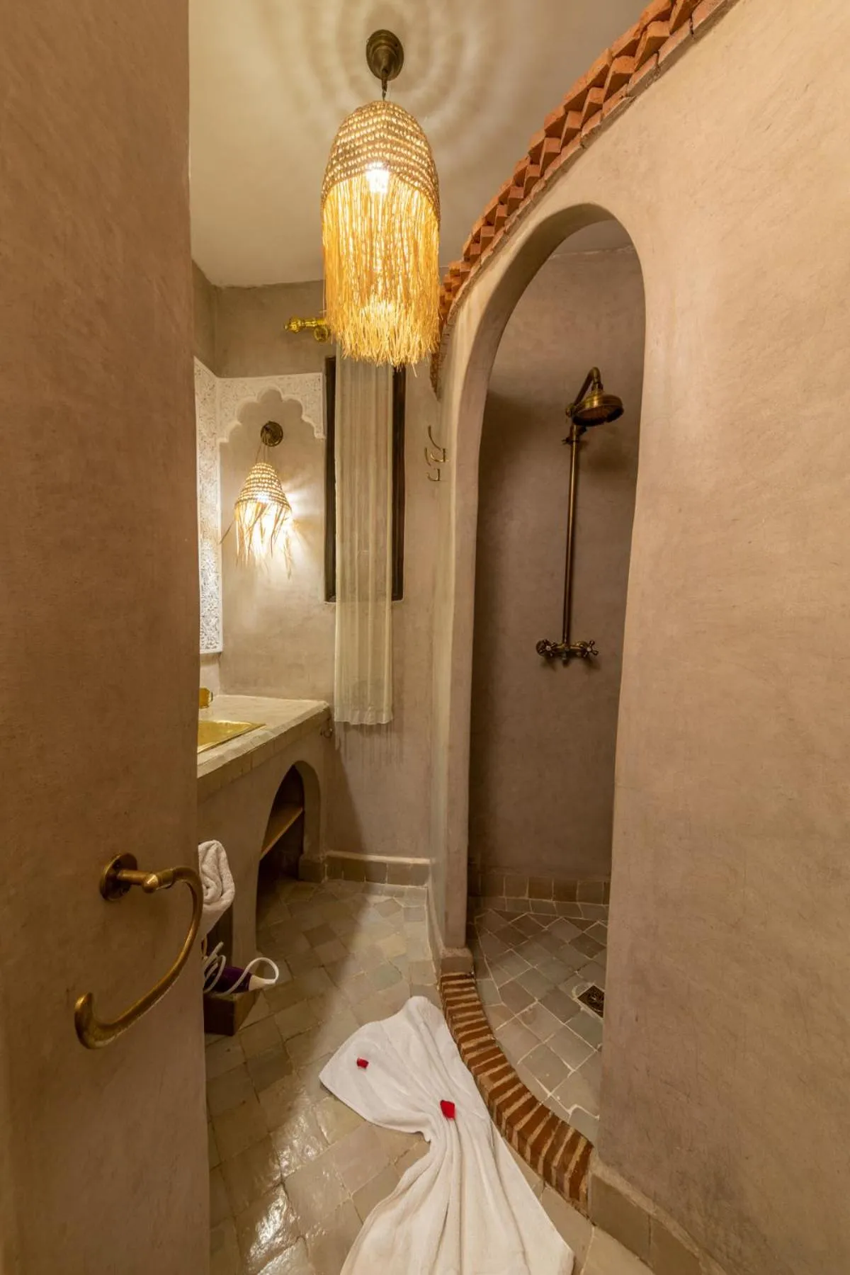 Shower, Bed in Riad 7 Saints