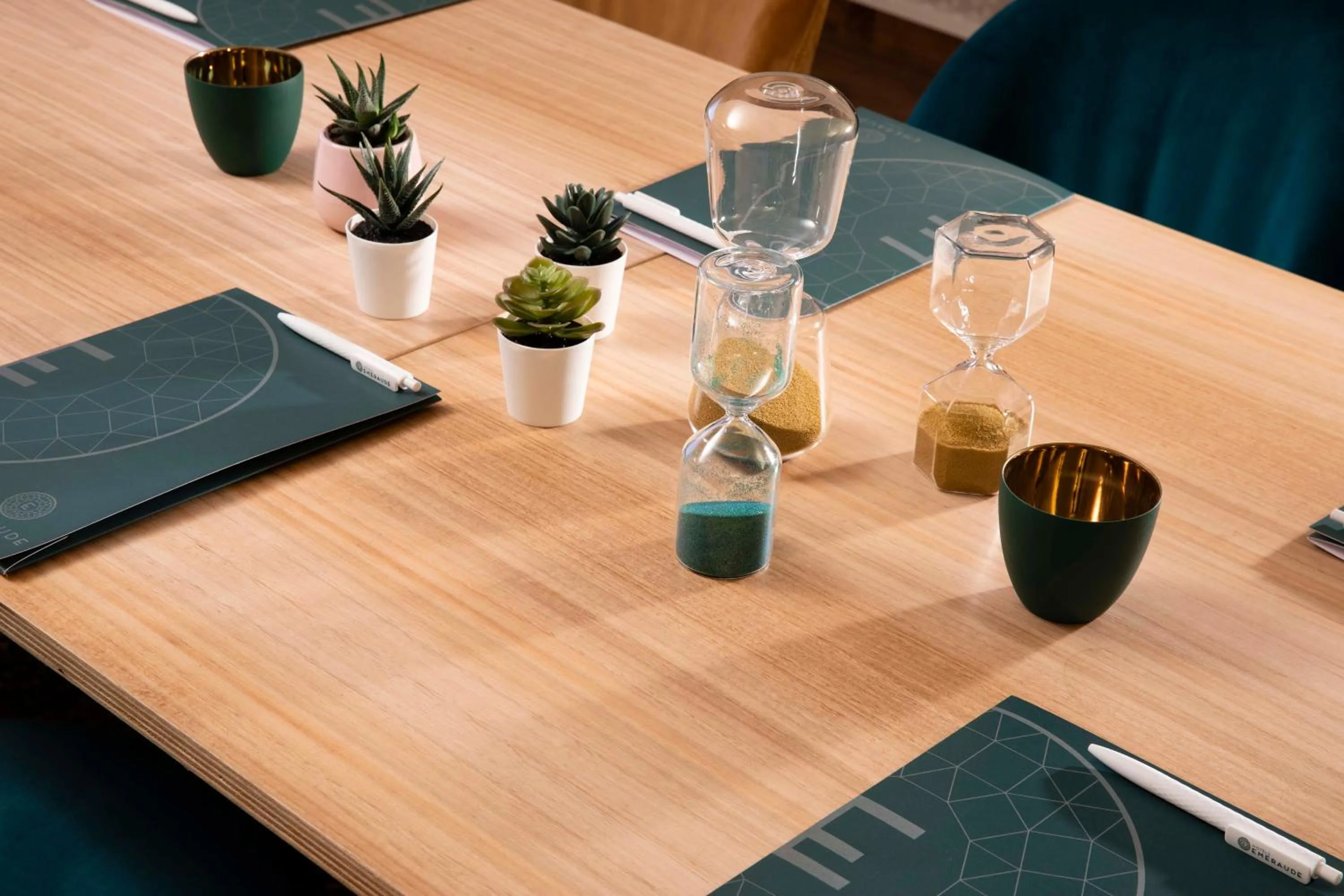 Meeting/conference room in Hôtel Eiffel Saint Charles