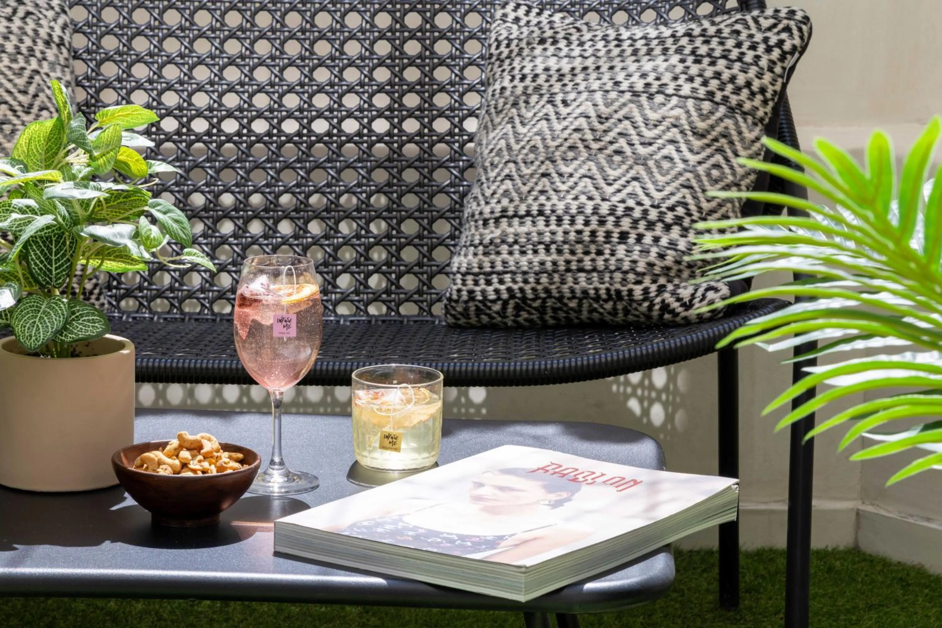 Patio in Hôtel Eiffel Saint Charles