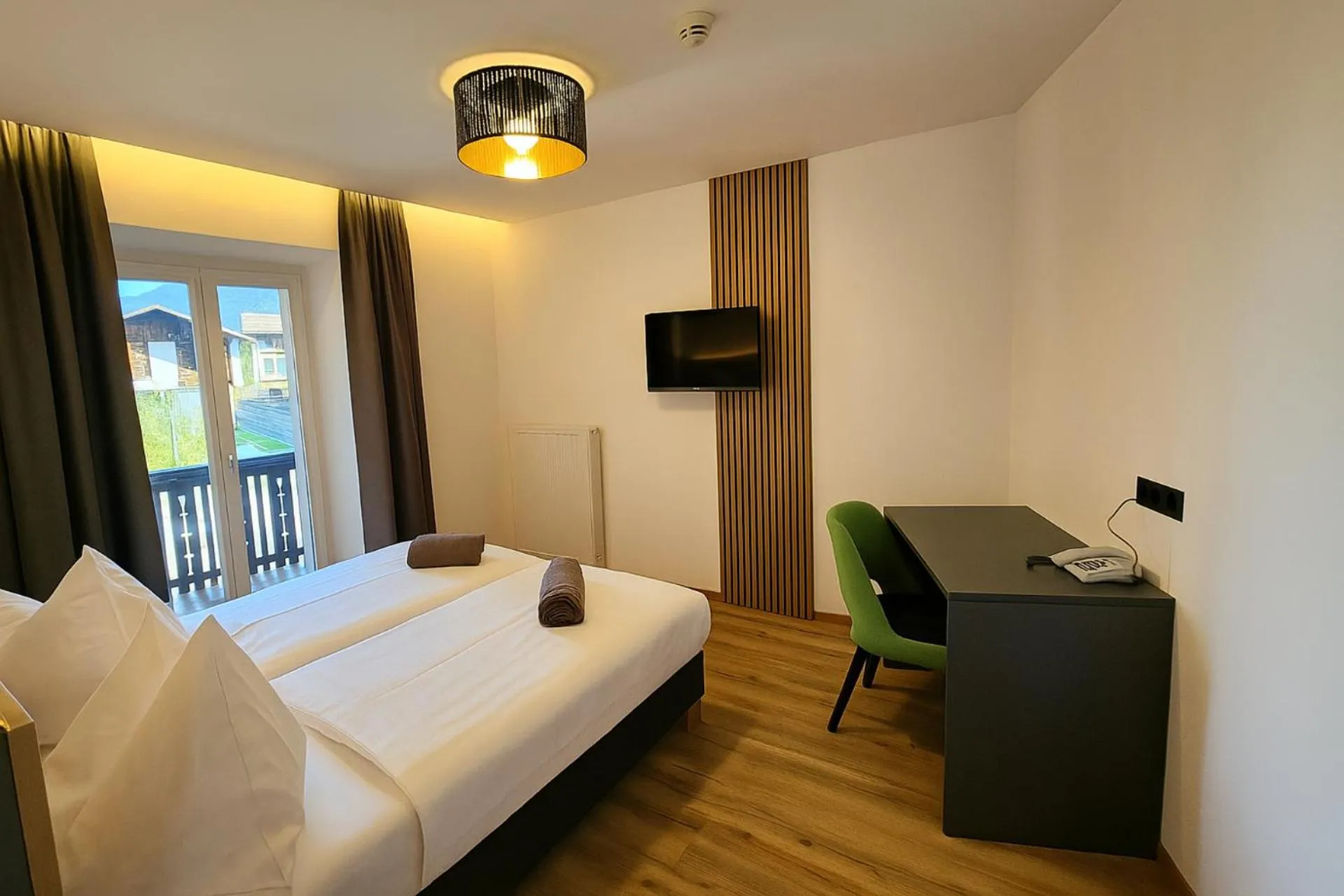 Photo of the whole room, Bed in Hotel Krone