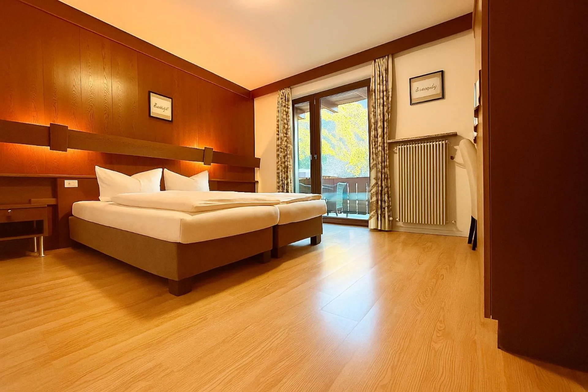 Photo of the whole room, Bed in Hotel Krone