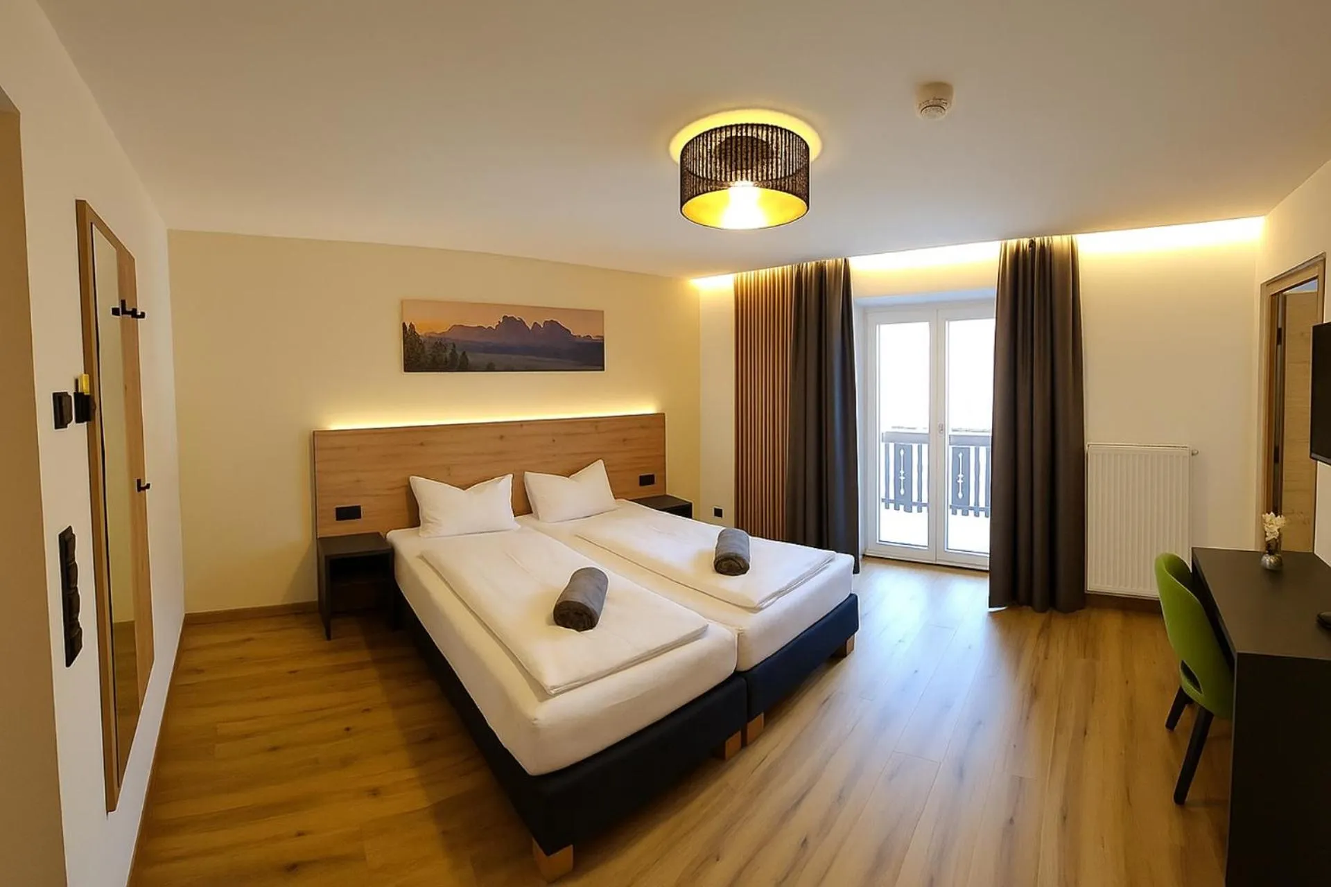 Photo of the whole room, Bed in Hotel Krone