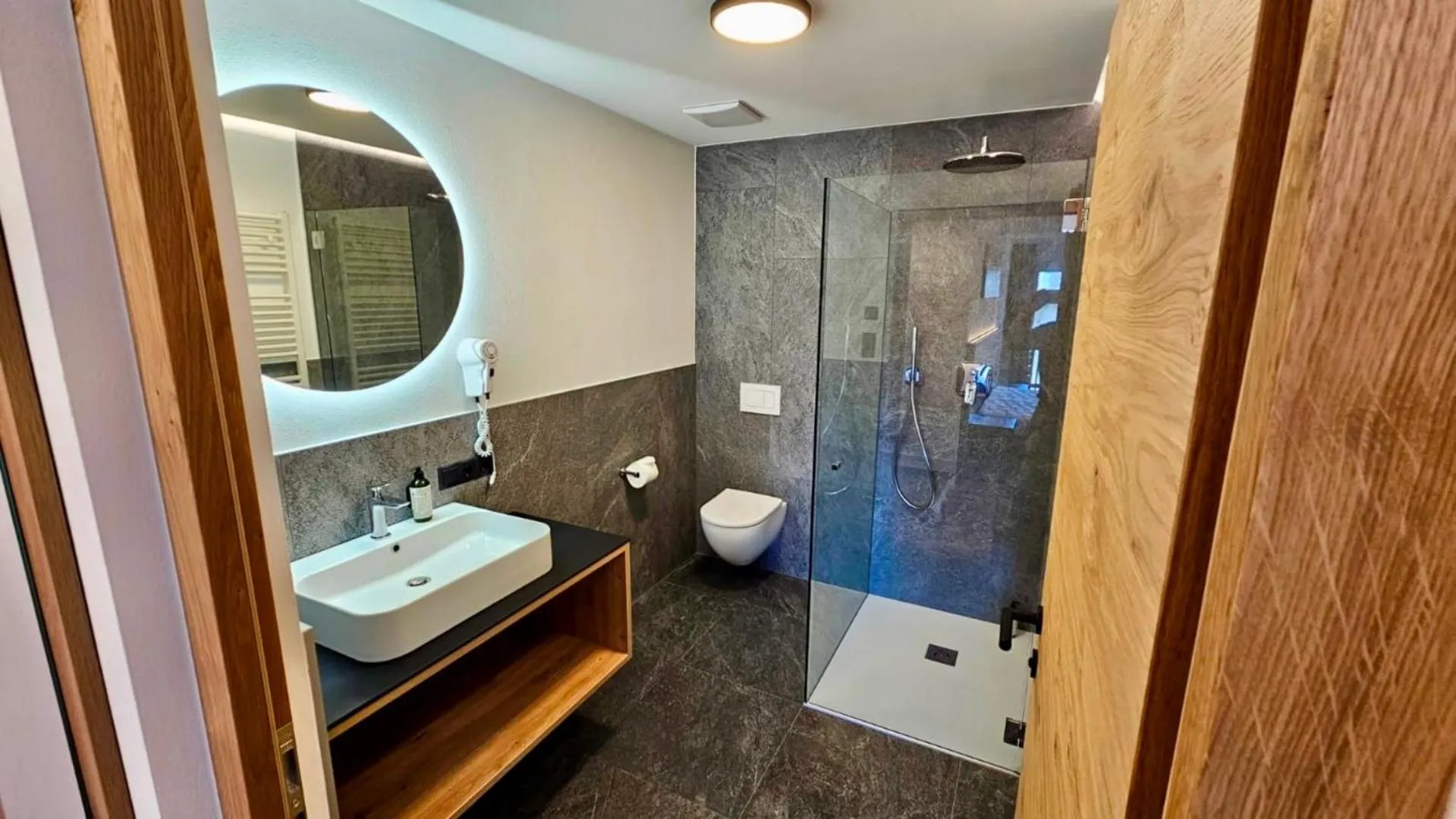 Bathroom in Hotel Krone