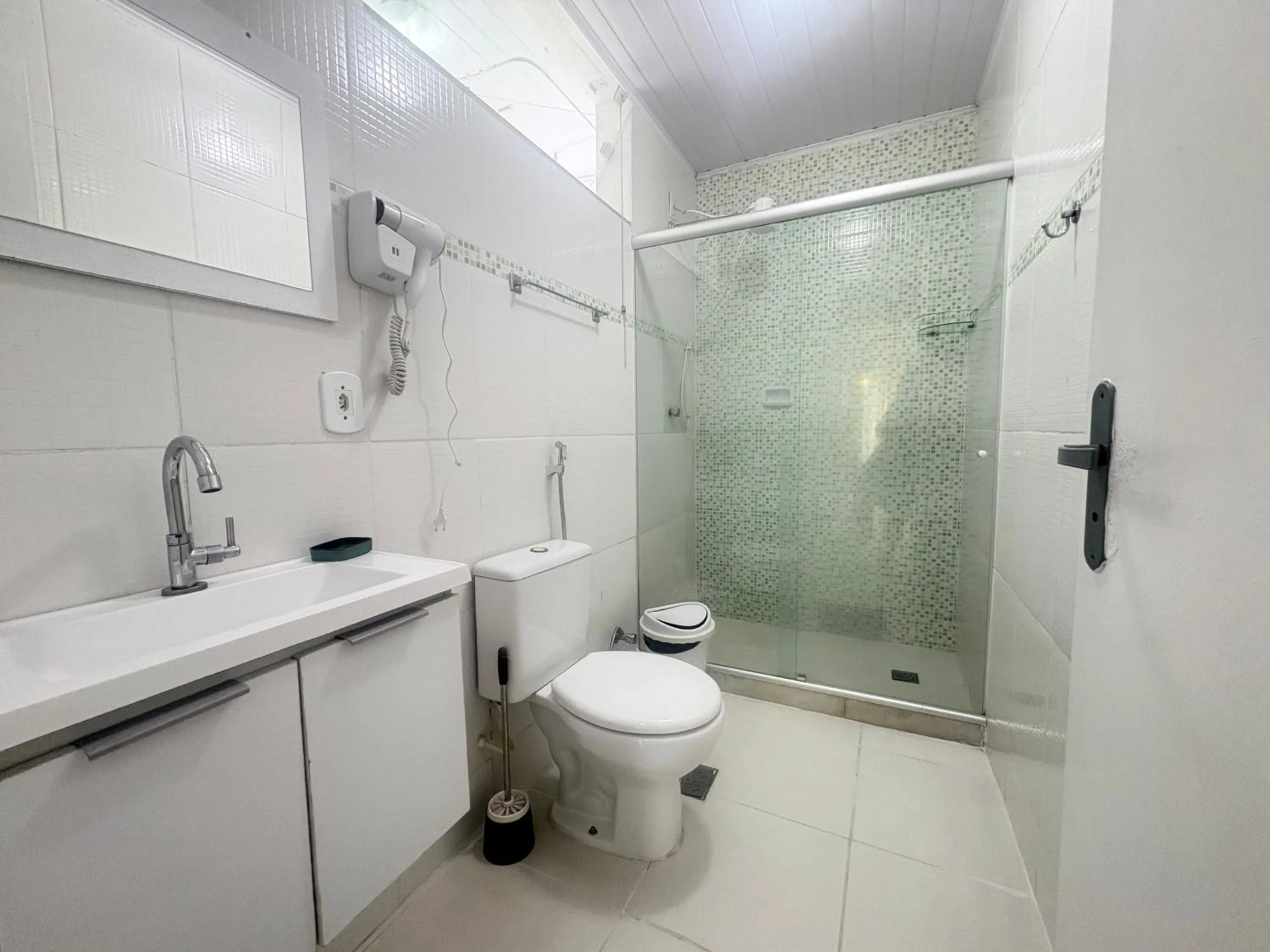 Shower in Angra TOP2 Praia Piscina Marina 2 quartos