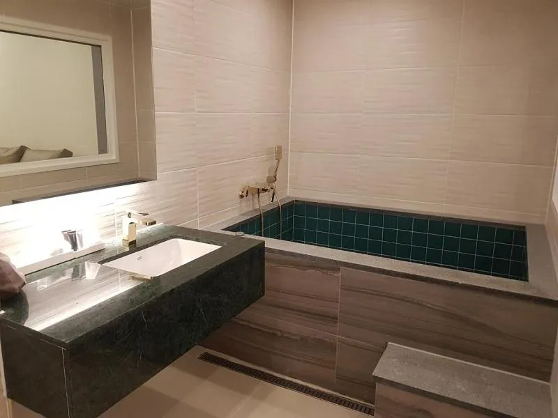 Bathroom in Centro Hotel