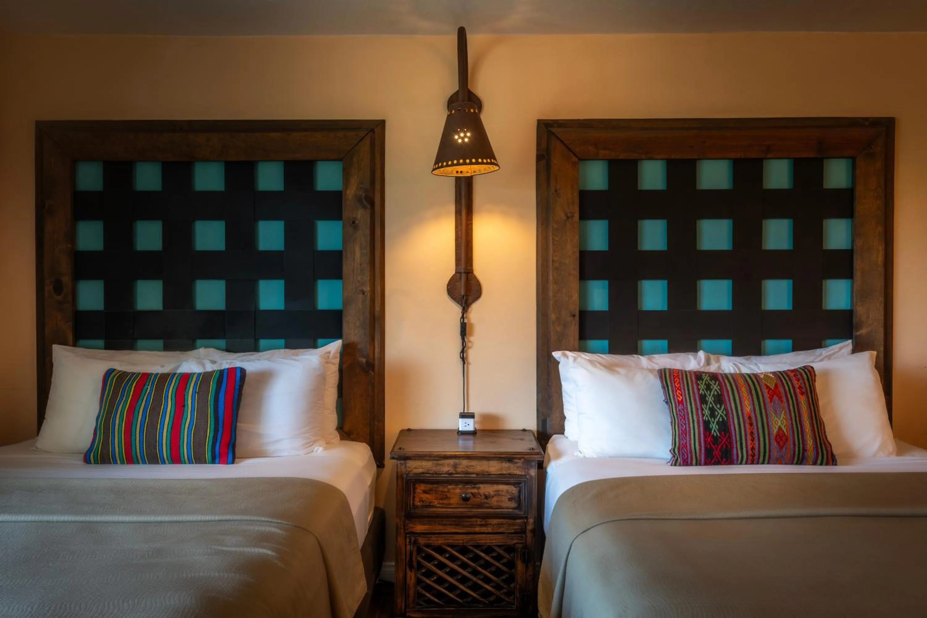 Bed in Hotel Pepper Tree Boutique Kitchen Studios - Anaheim