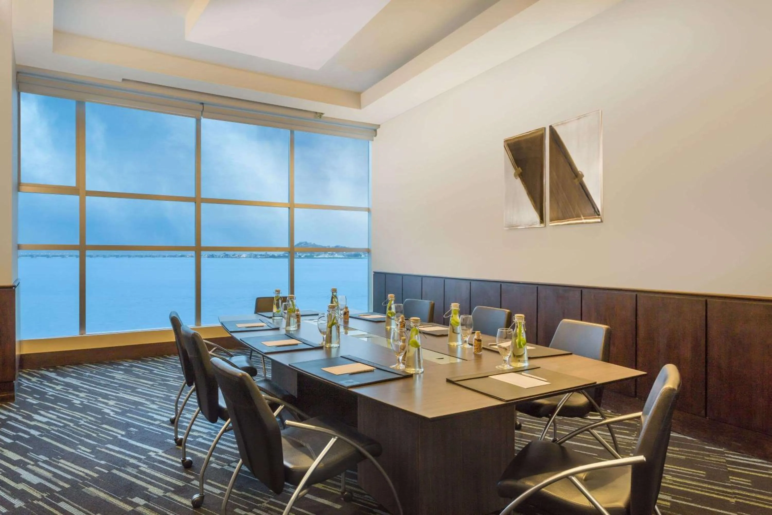 Meeting/conference room in Wyndham Guayaquil, Puerto Santa Ana