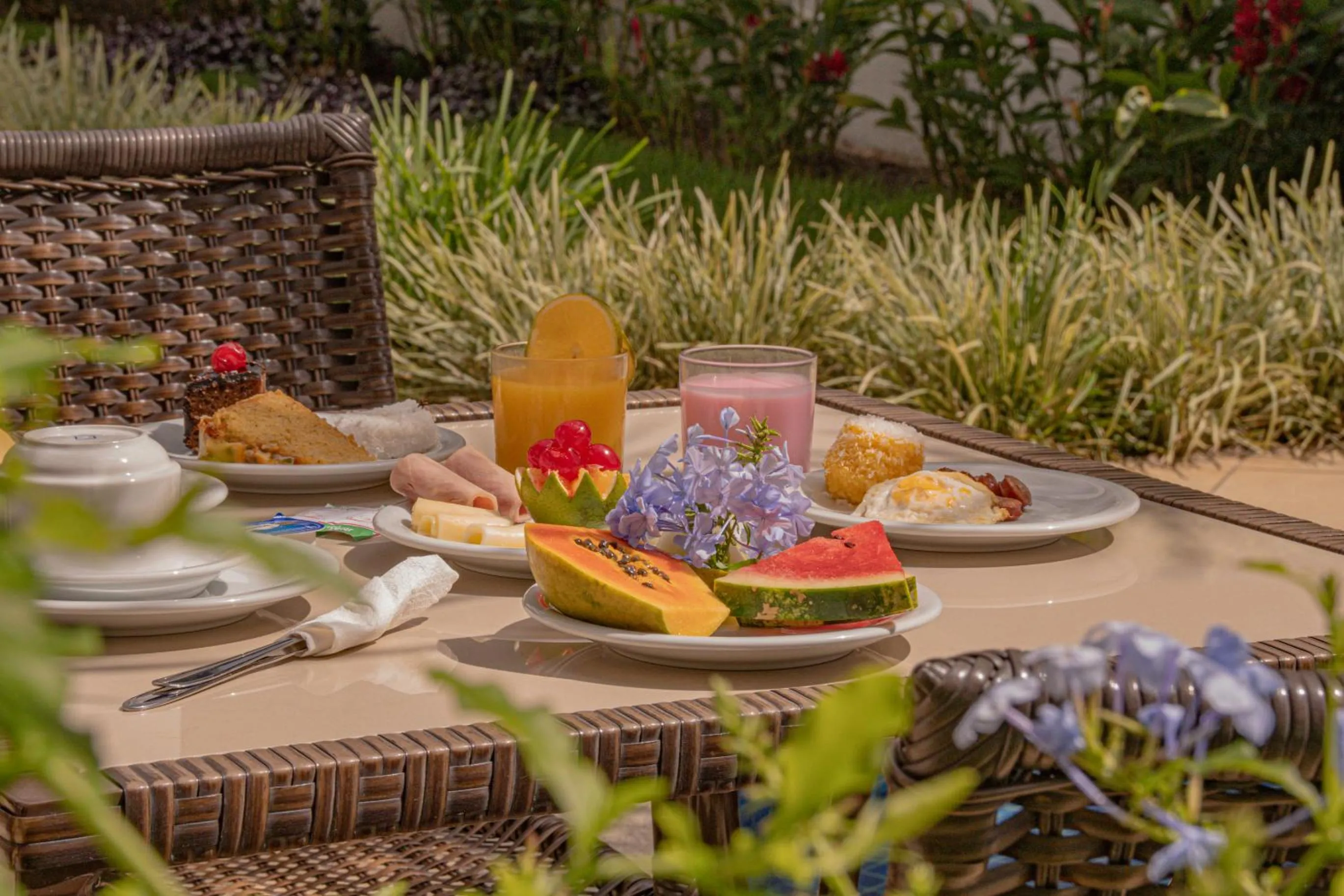 Breakfast in Hotel Porto Napolis