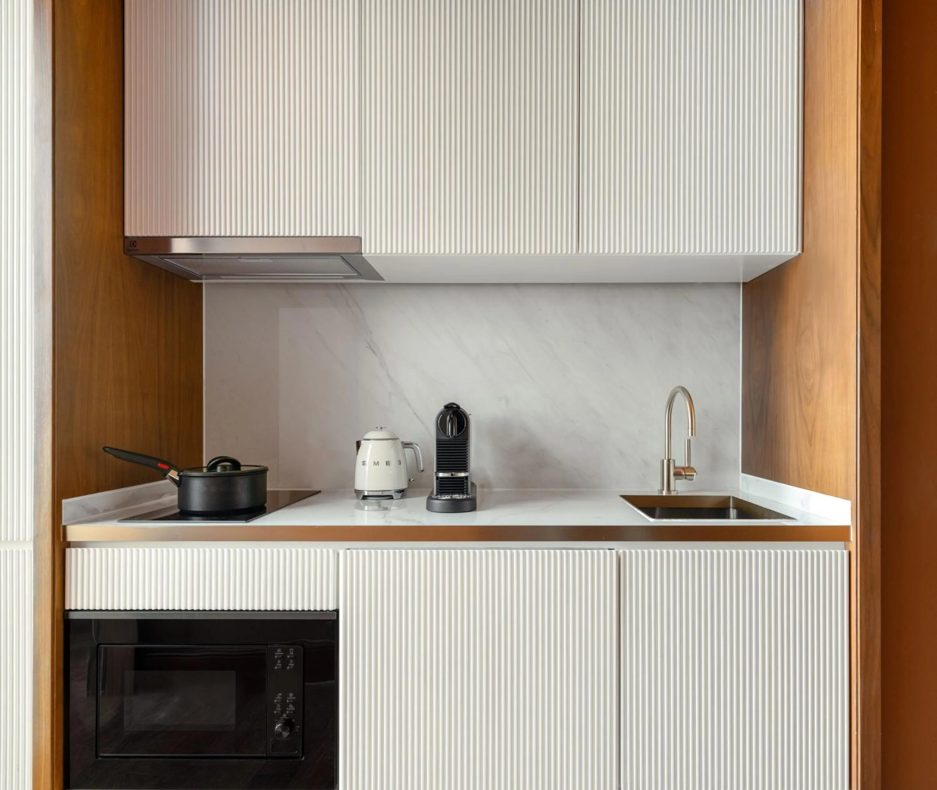 Kitchen or kitchenette in Lanson Place Causeway Bay, Hong Kong