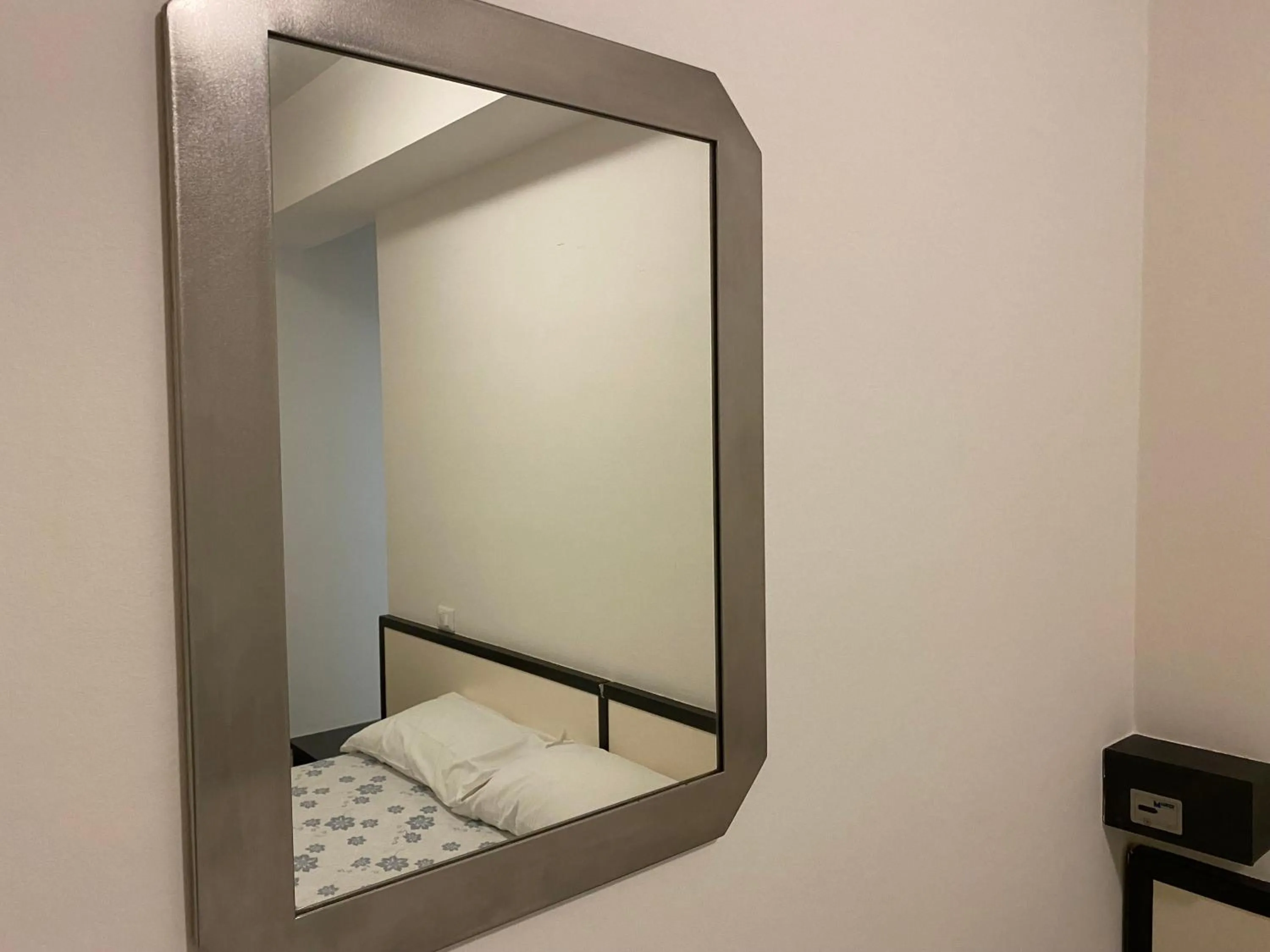 Bed in Residence Roxy