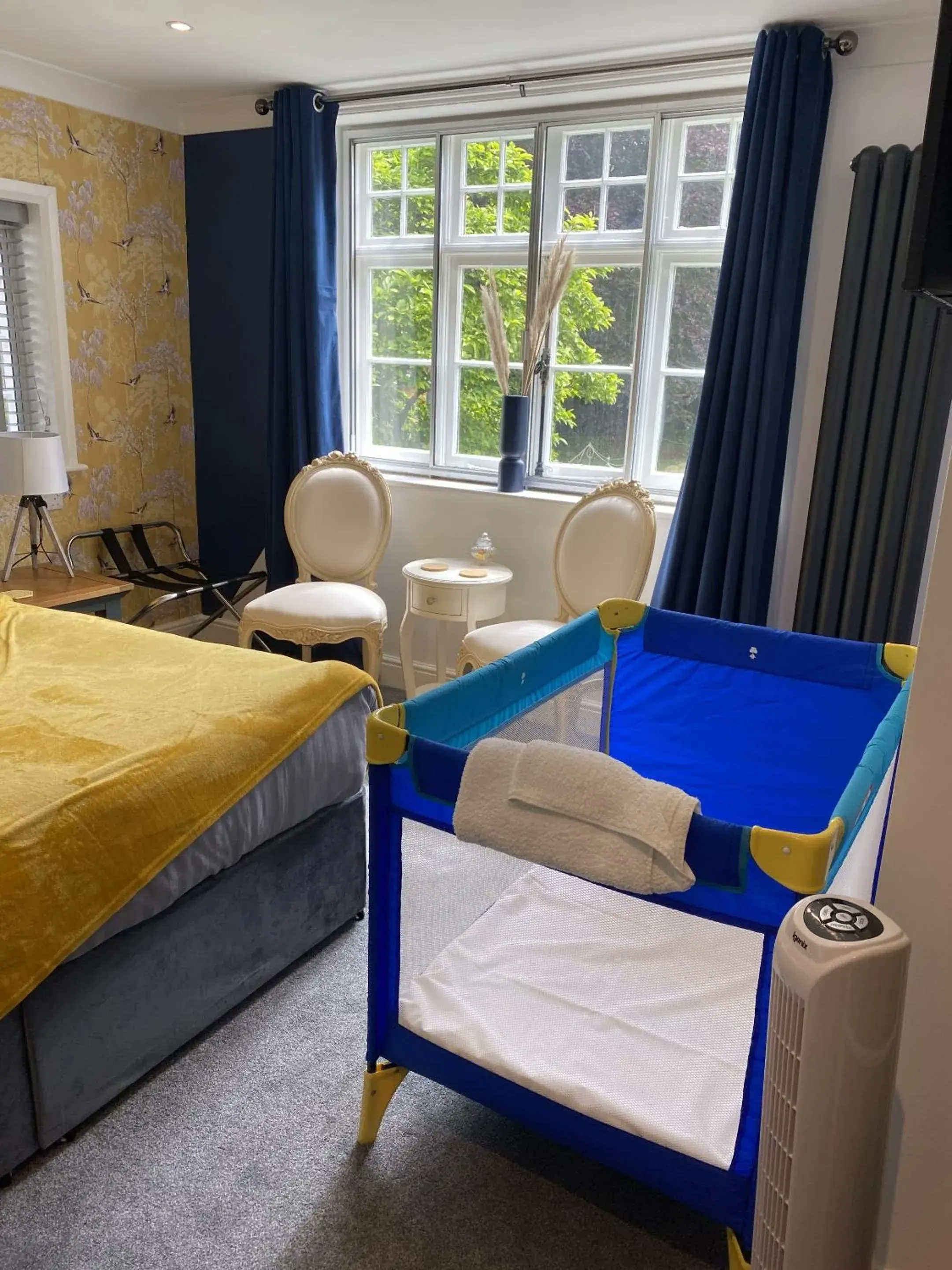 Standard Twin Room with Garden View - single occupancy in Copperbeech B&B Standard Twin Room with Garden View - single occupancy in Copperbeech B&B