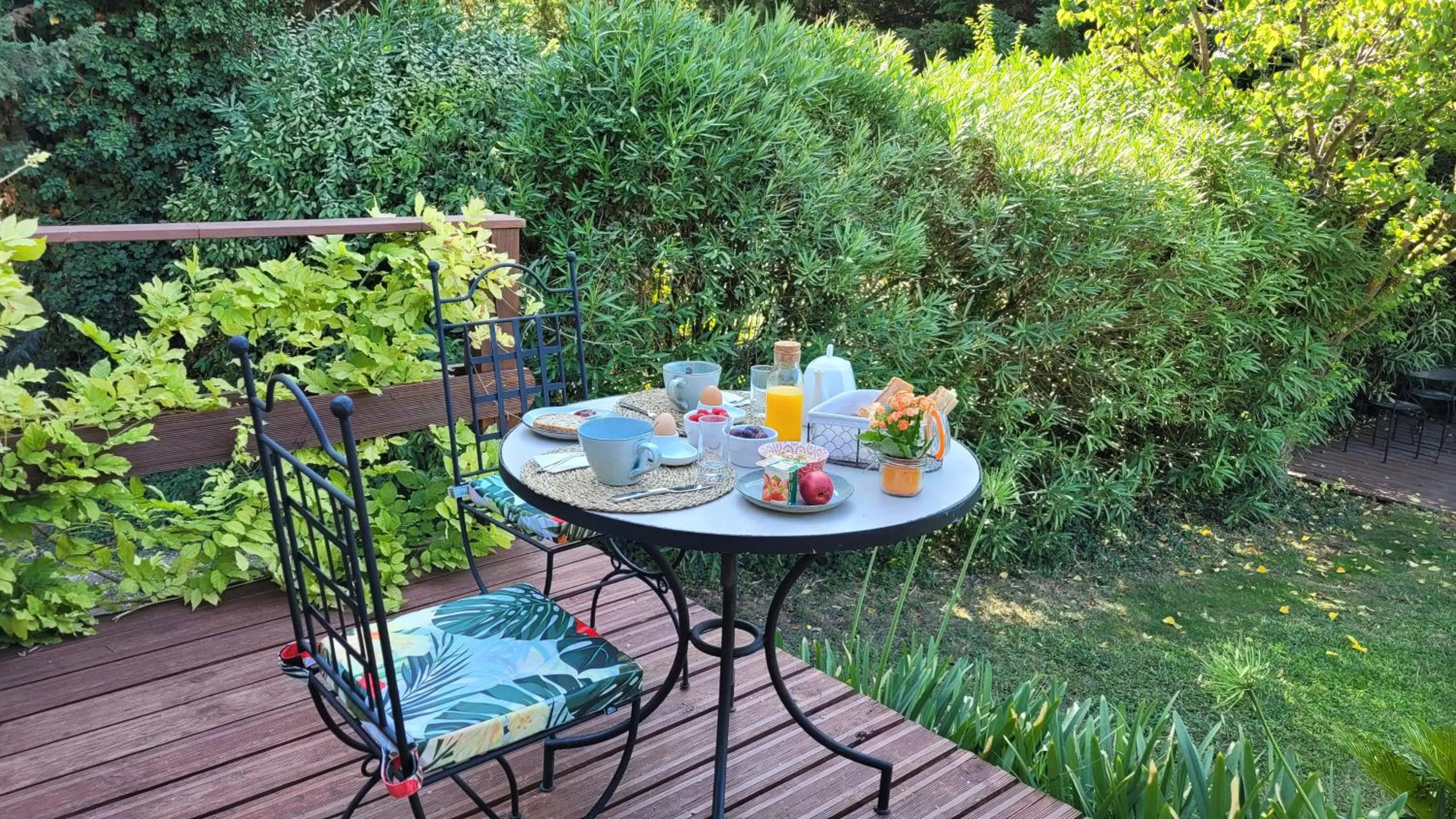 Breakfast in Mas des Marguerites