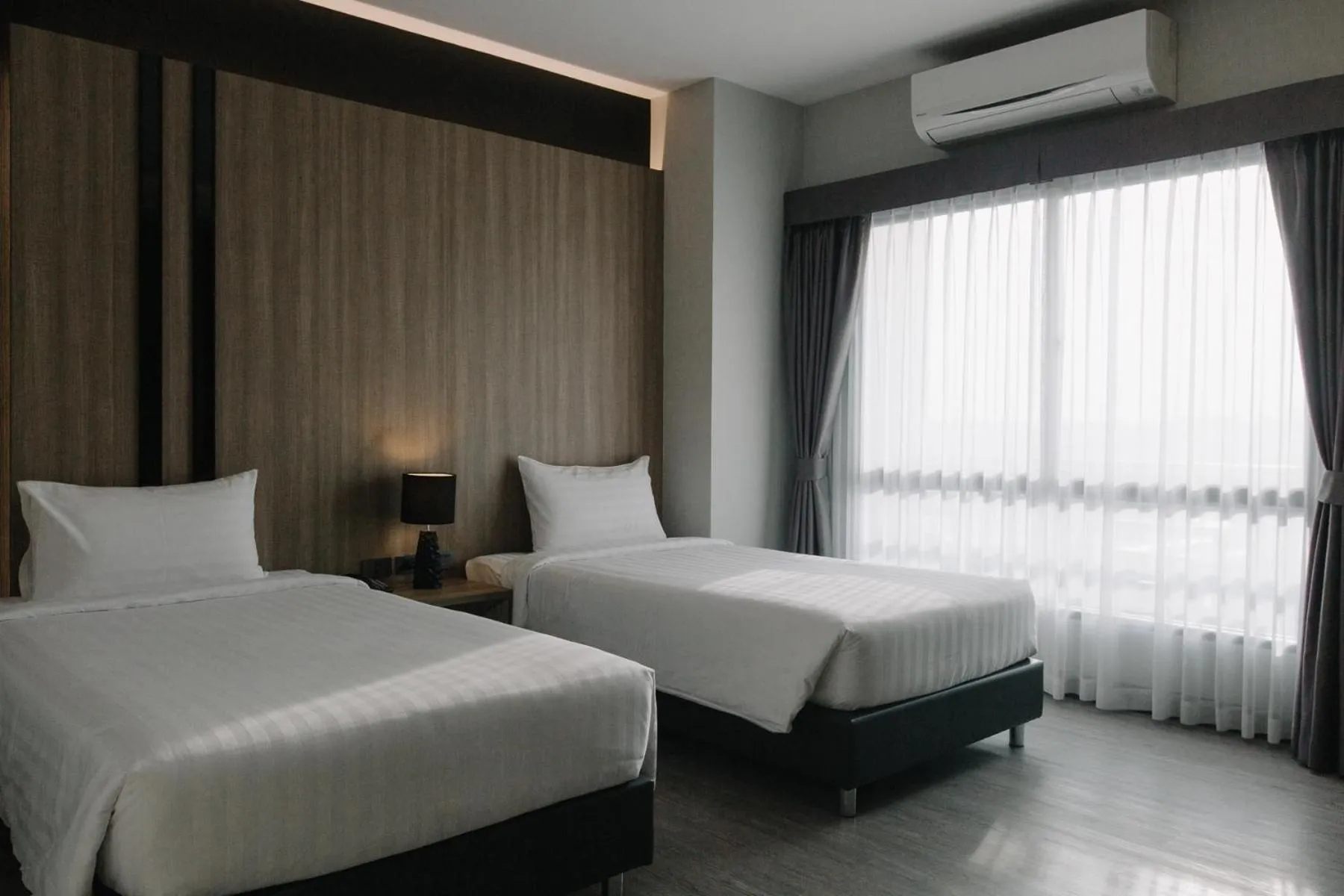 Bed in Arista Hotel Ubon