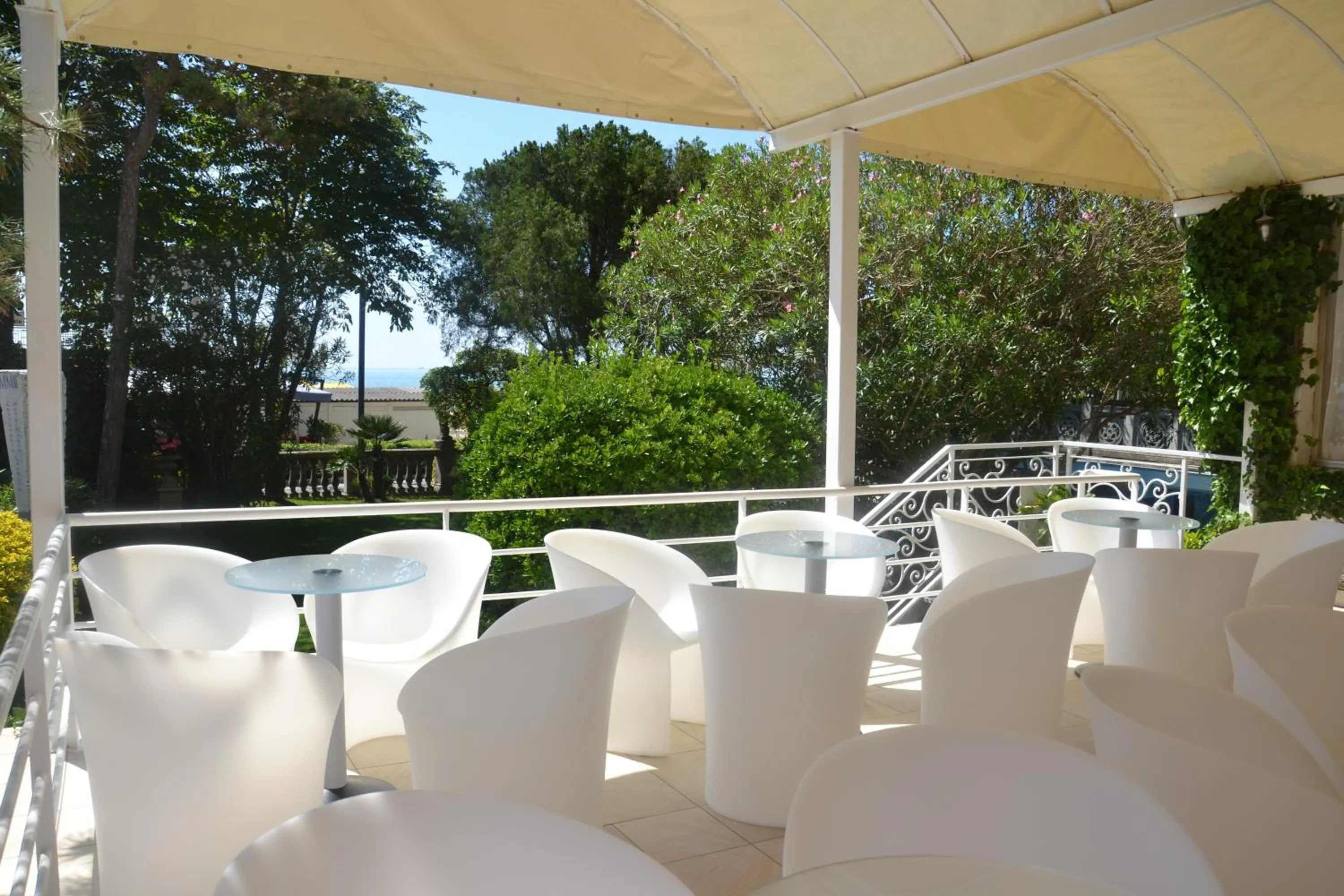 Day in Grande Albergo Marin