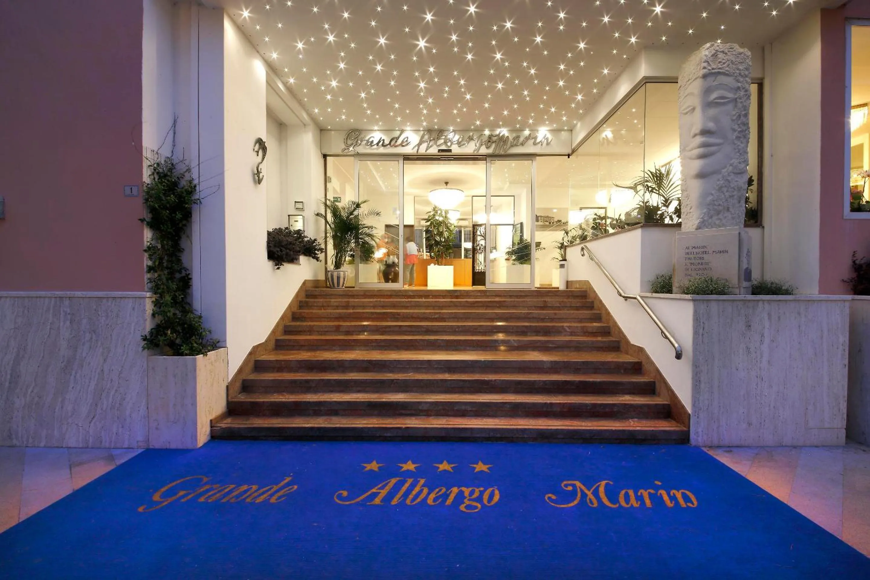 Facade/entrance in Grande Albergo Marin