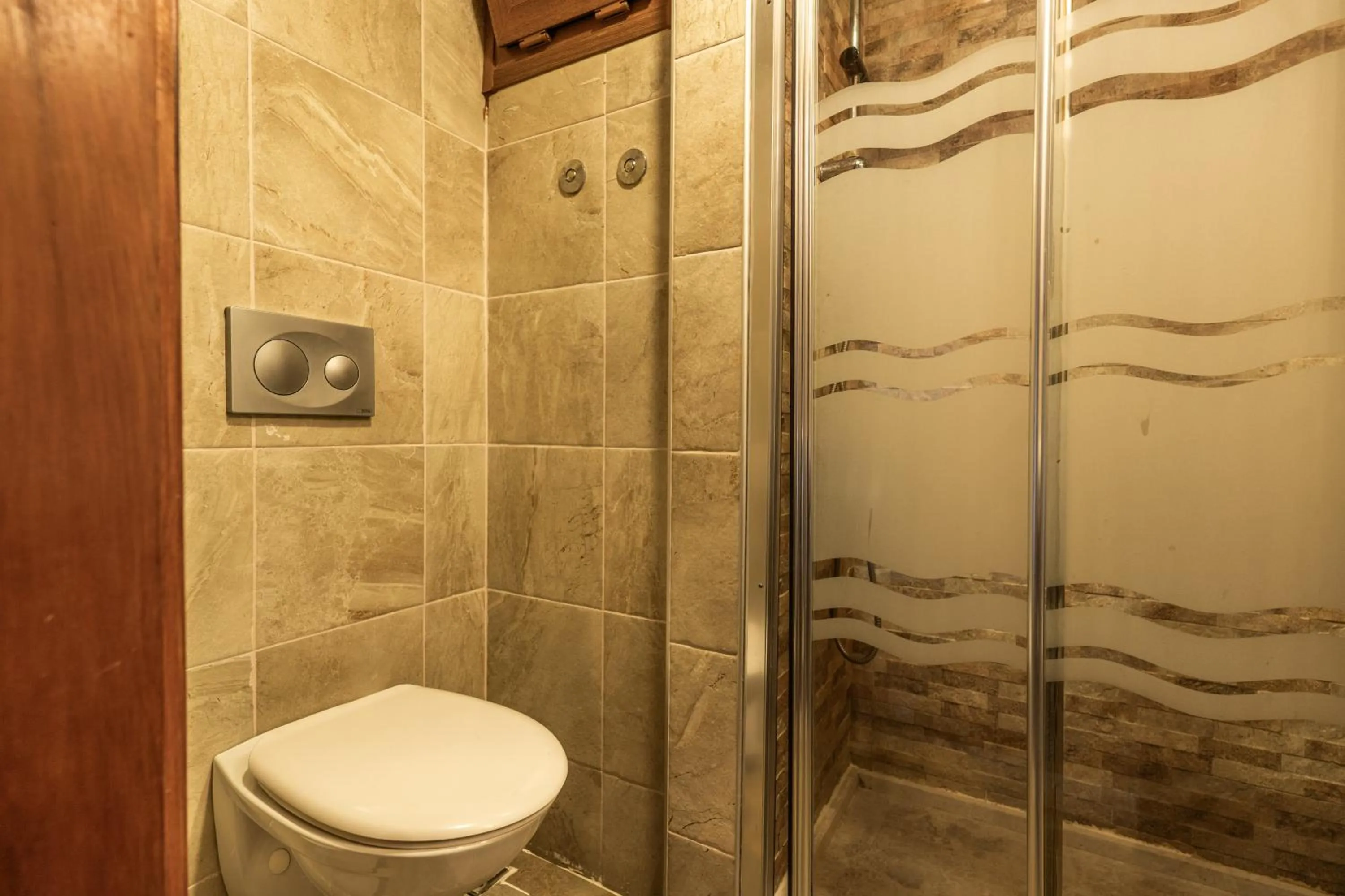 Amazon Petite Palace