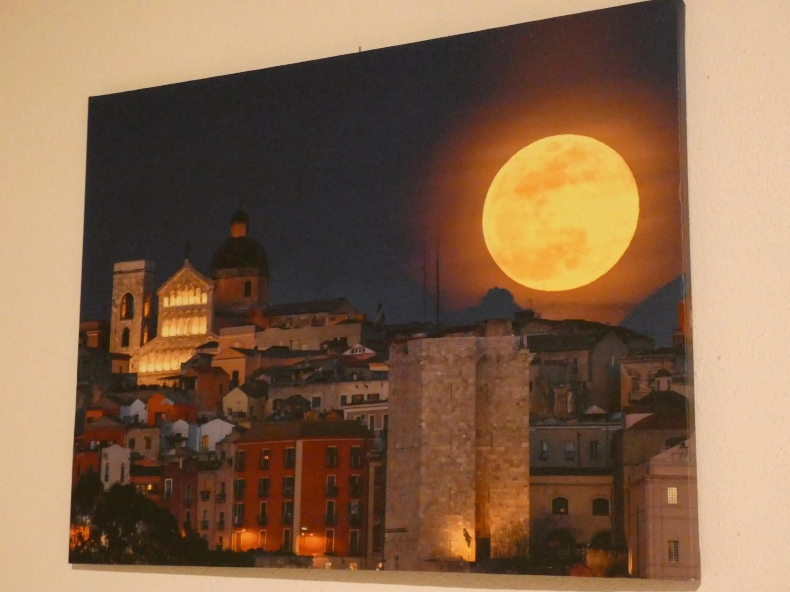 Decorative detail in L'Antica Torre Caralis Holiday