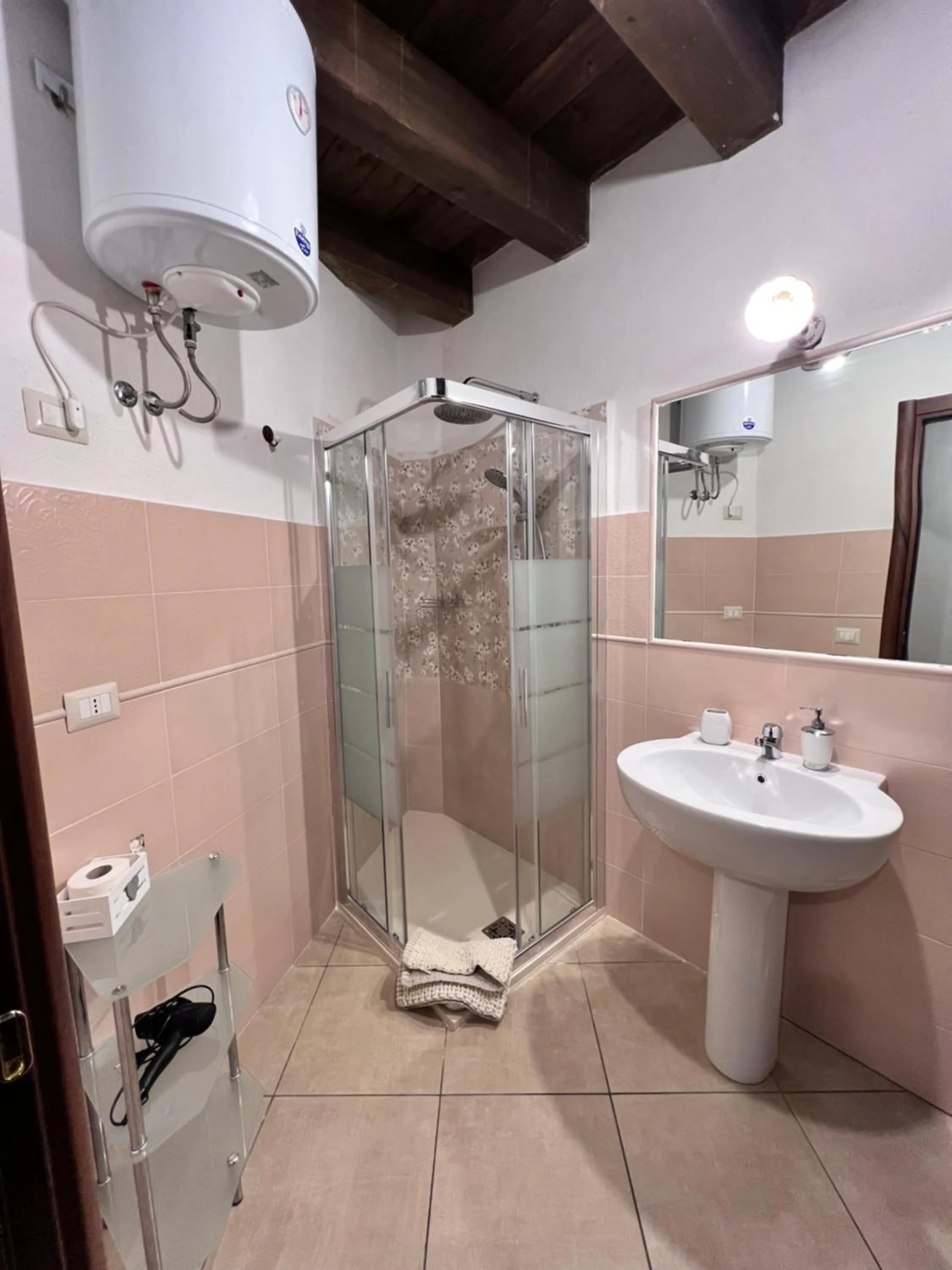 L'Antica Torre Caralis Holiday