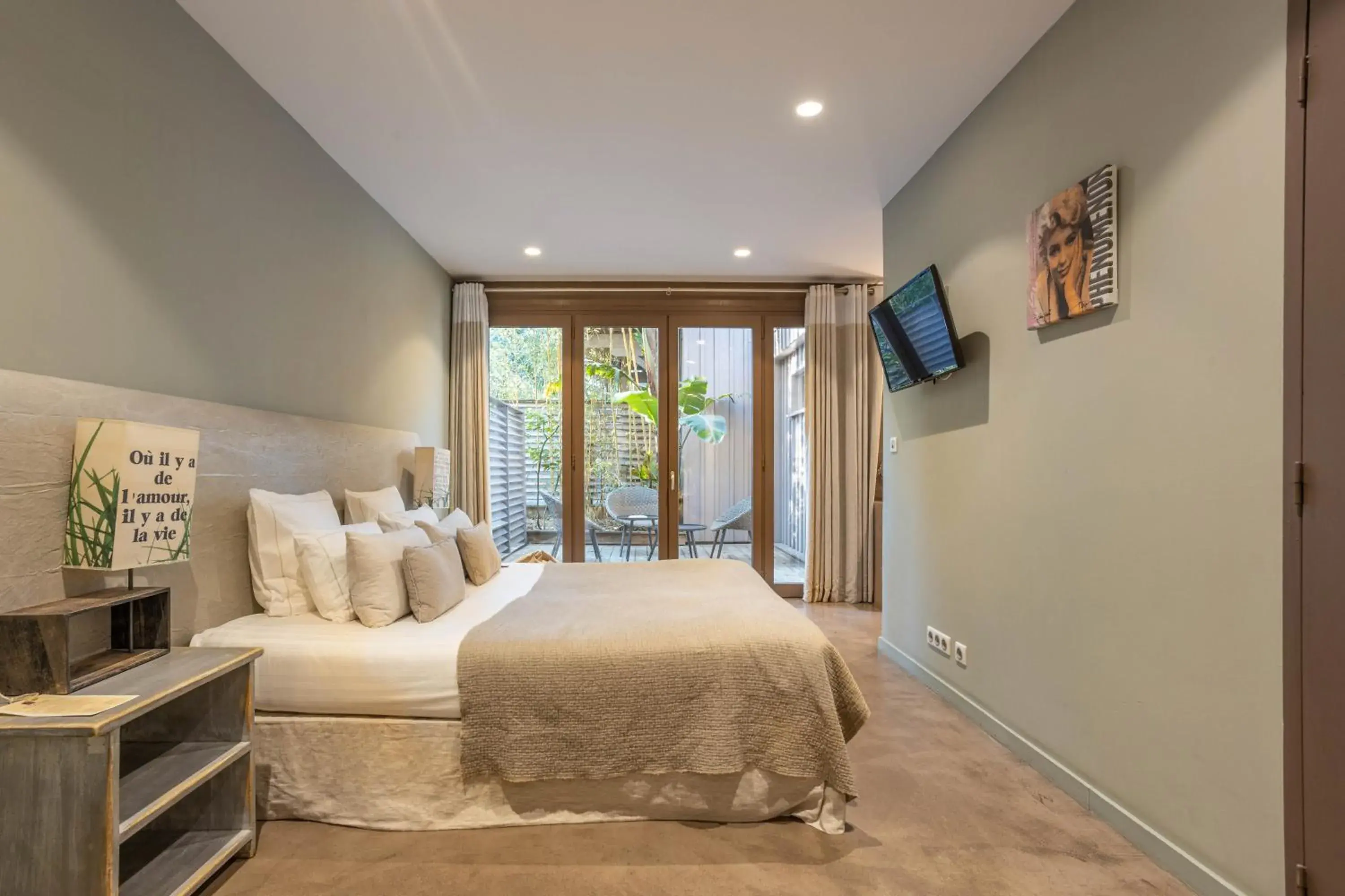 Cocoon Room Garden Side in Hôtel Côté Sable Cocoon Room Garden Side in Hôtel Côté Sable