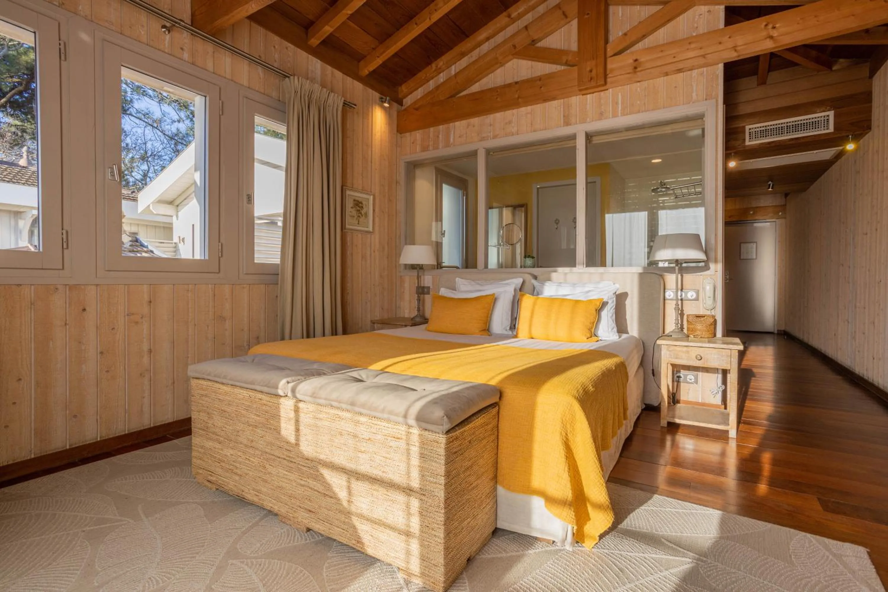 Photo of the whole room, Bed in Hôtel Côté Sable