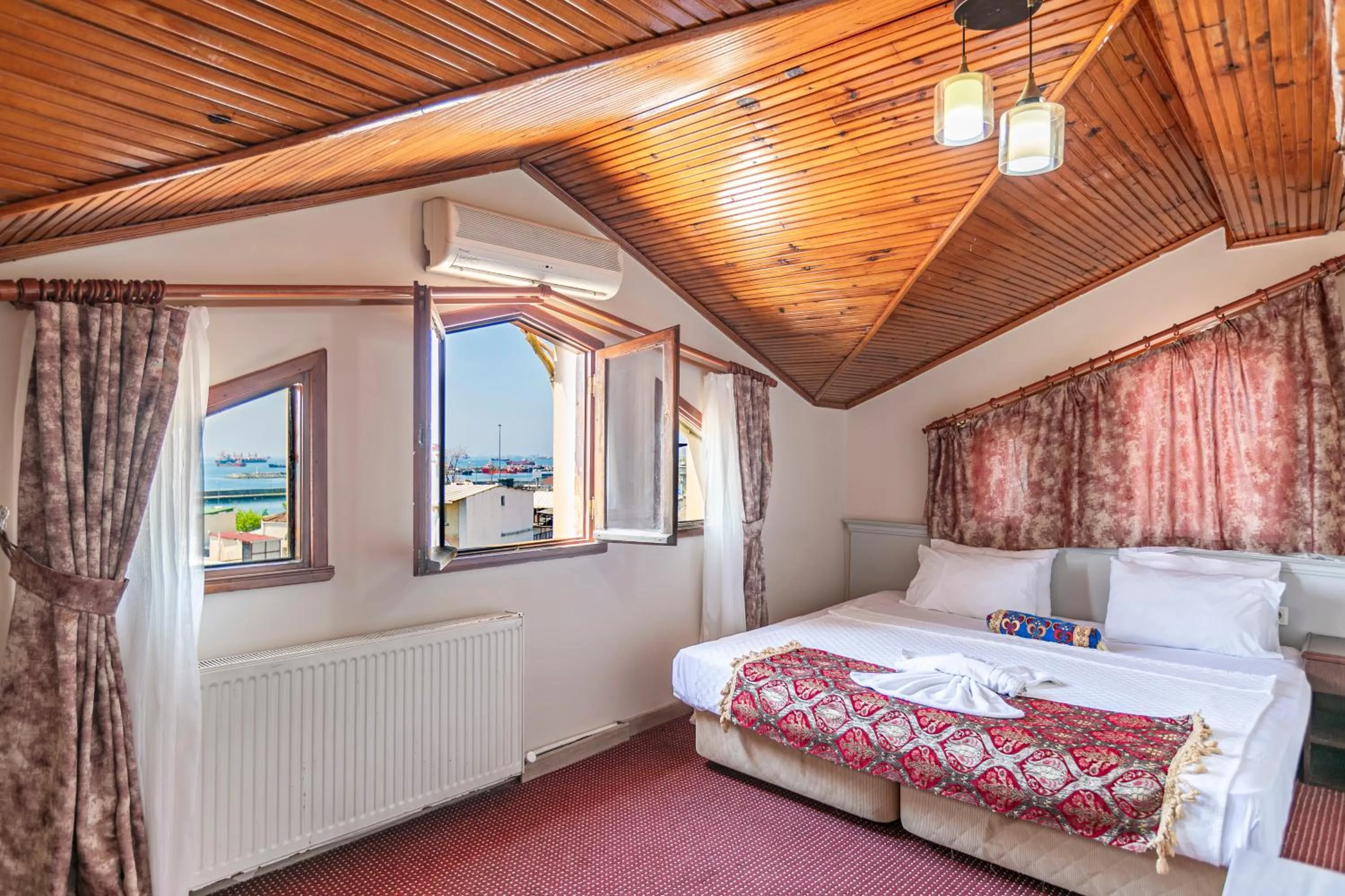 Living room, Bed in OttomanZade